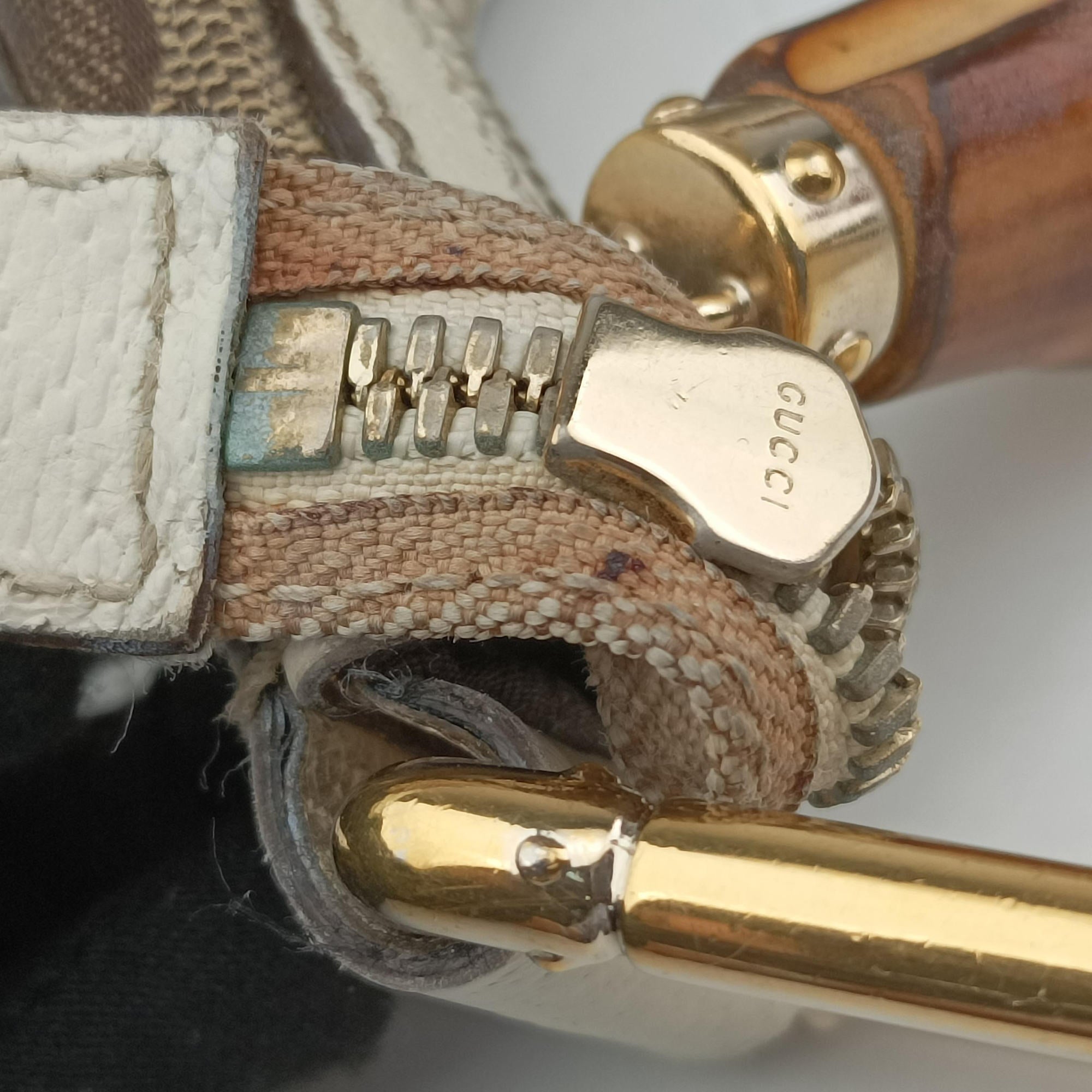 Pre-owned Gucci Horsebit WhitexBeide Canvas×Leather 152468 shoulderbag | stylenewstar