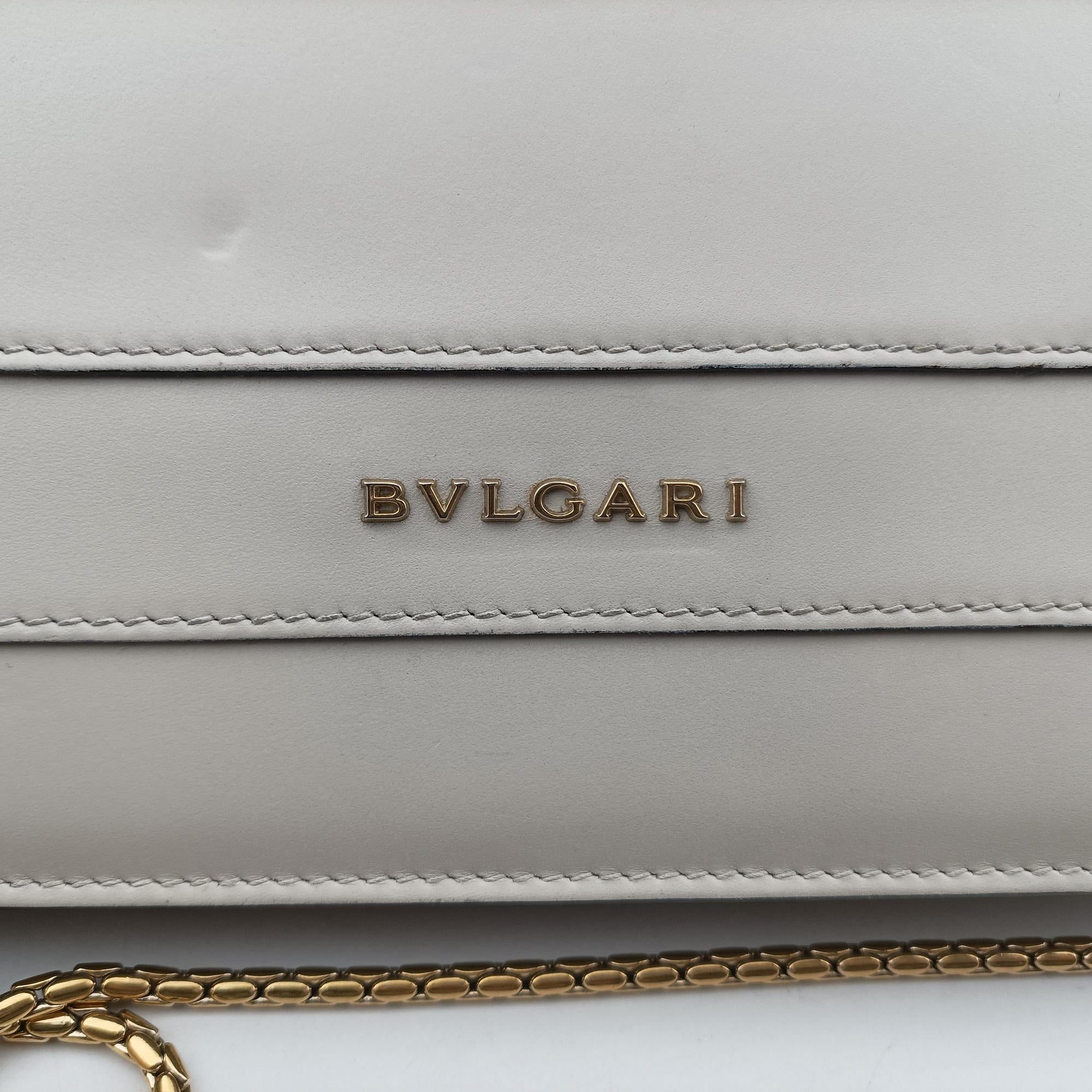 Pre-owned Bvlgari SERPENTI FOREVER White Leather  shoulderbag | stylenewstar