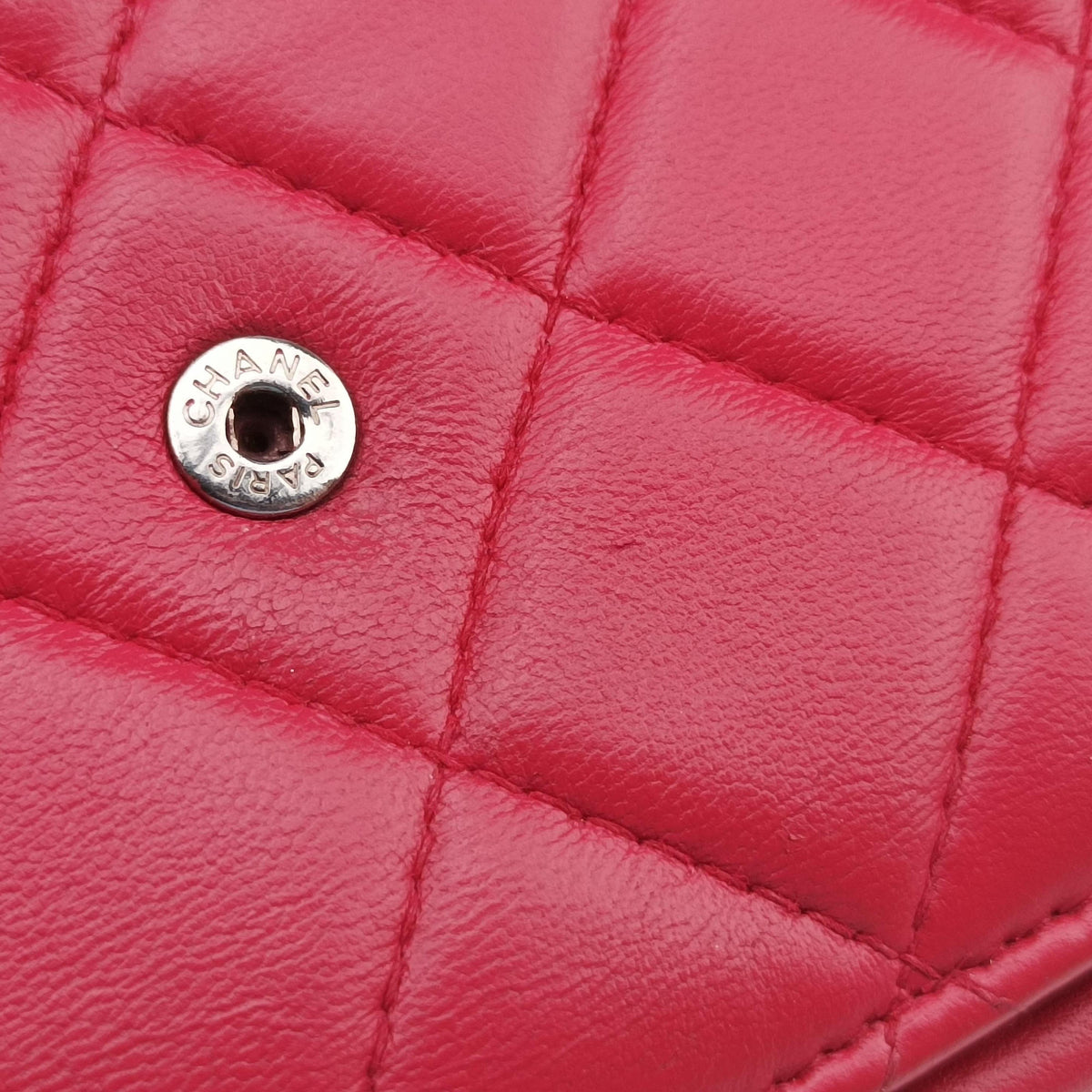 Pre-owned Chanel Matelasse coco mark Red lambskin A33814 shoulderbag | stylenewstar