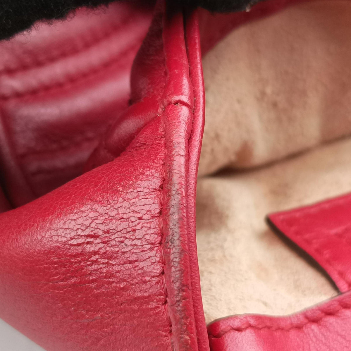 Secondhand Gucci GG Marmont Red Leather 443497 shoulderbag | stylenewstar