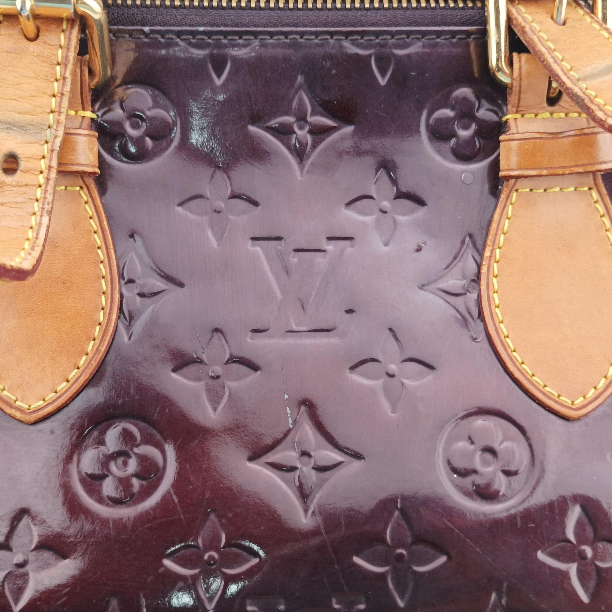 Pre-owned Louis Vuitton Rosewood Avenue Amaranth Vernis M93510 handbag | stylenewstar