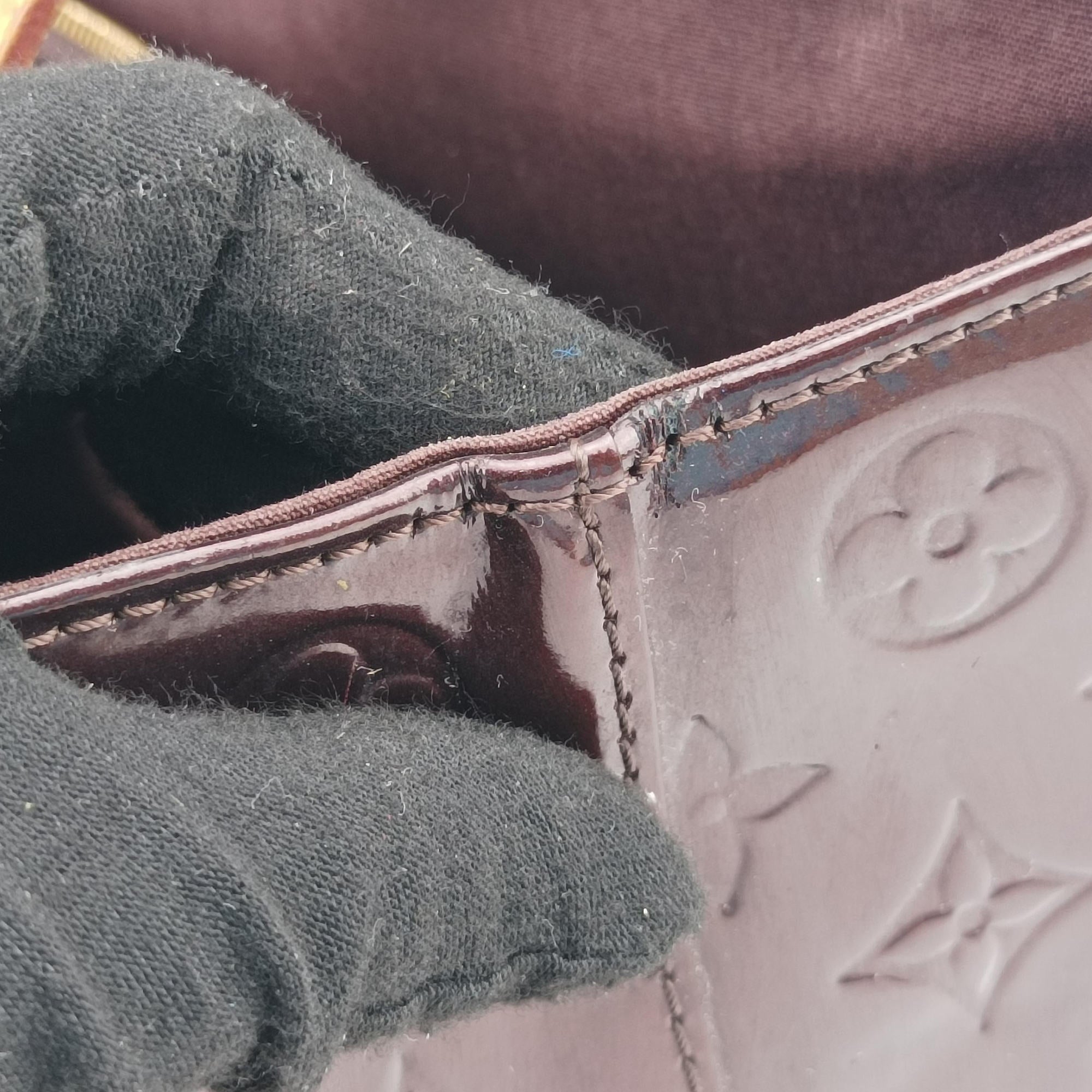 Pre-owned Louis Vuitton Rosewood Avenue Amaranth Vernis M93510 handbag | stylenewstar