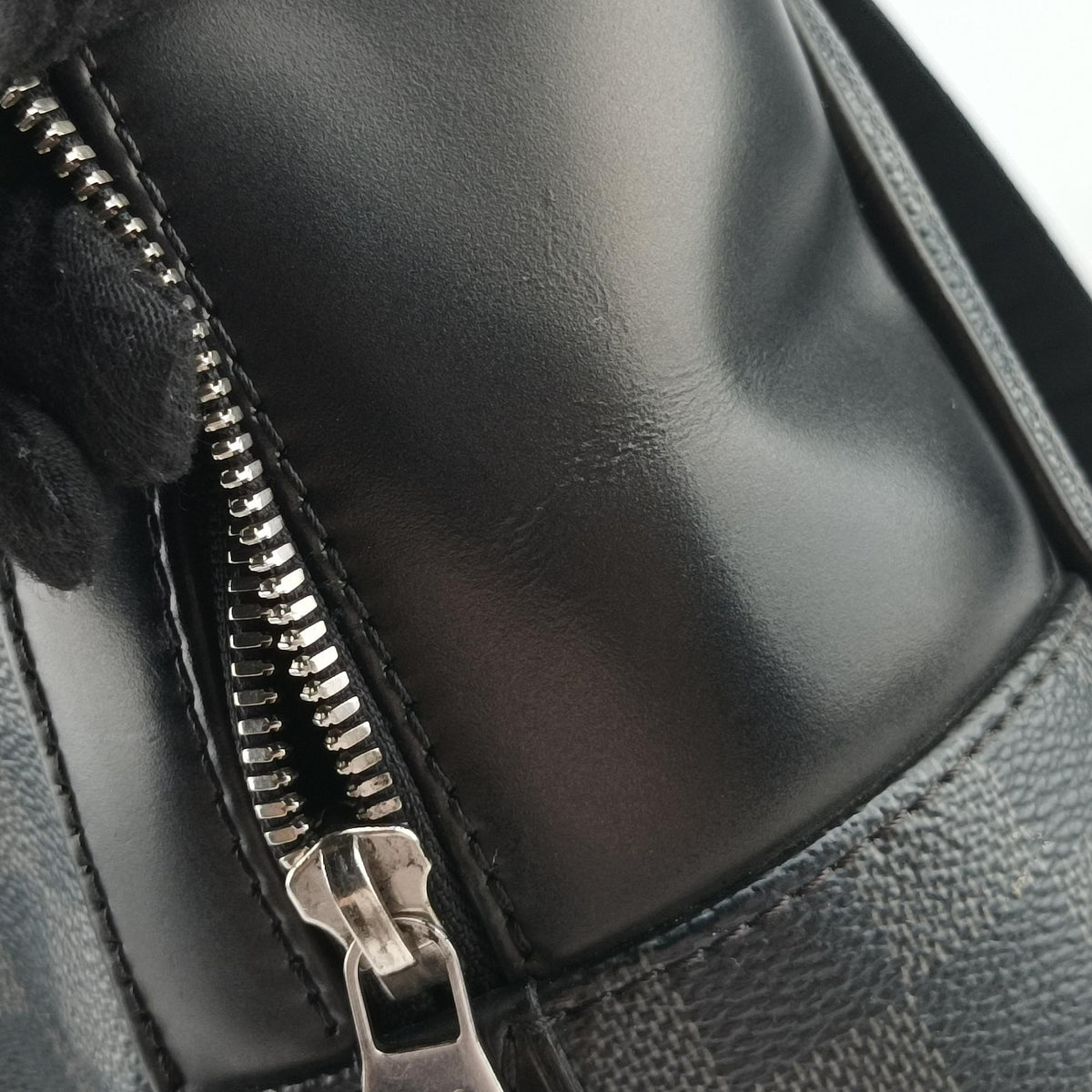 Pre-owned Louis Vuitton Josh Noir Damier Graphite N41473 backpack/rucksack | stylenewstar