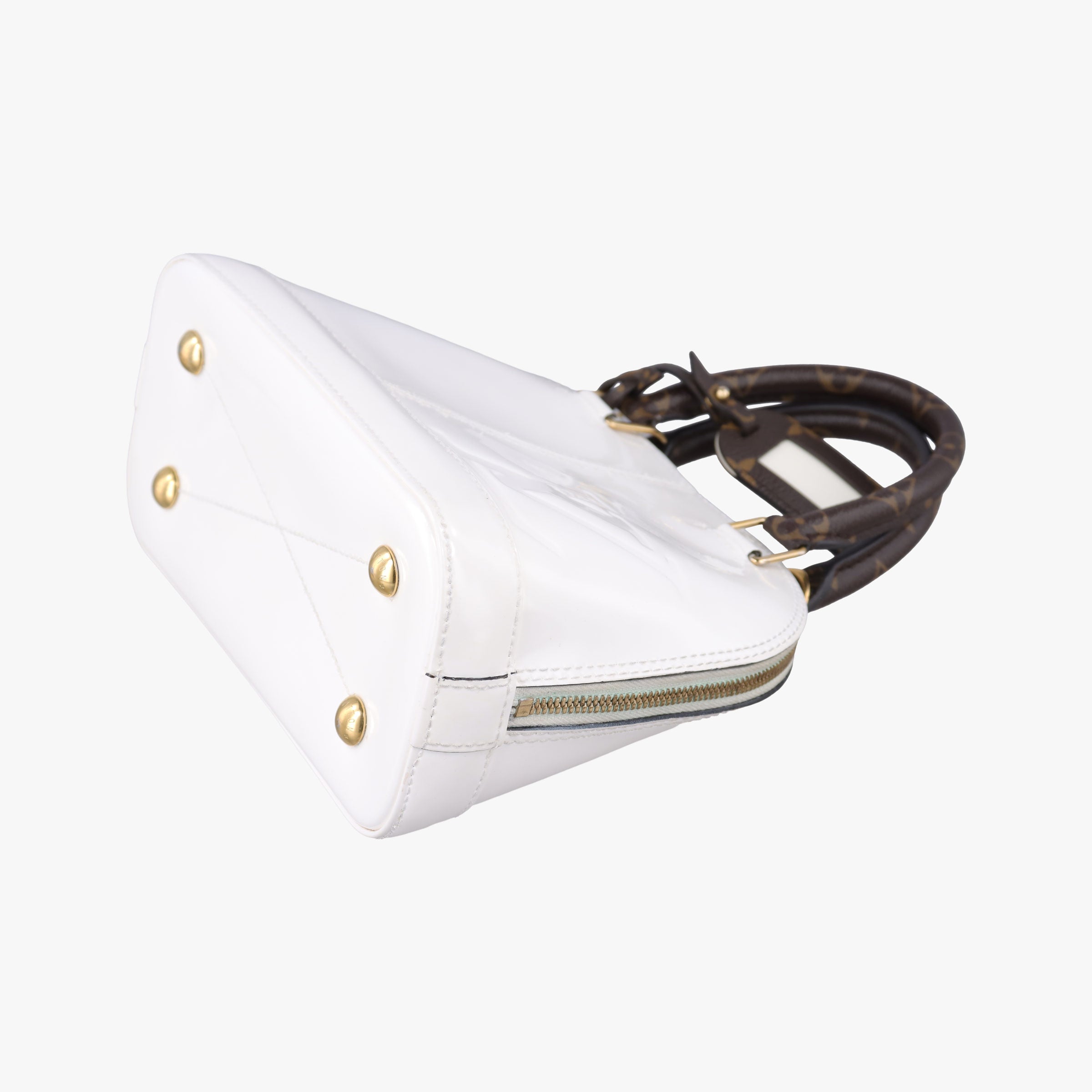 Pre-owned Louis Vuitton Alma BB White Vernis M51904 shoulderbag | stylenewstar