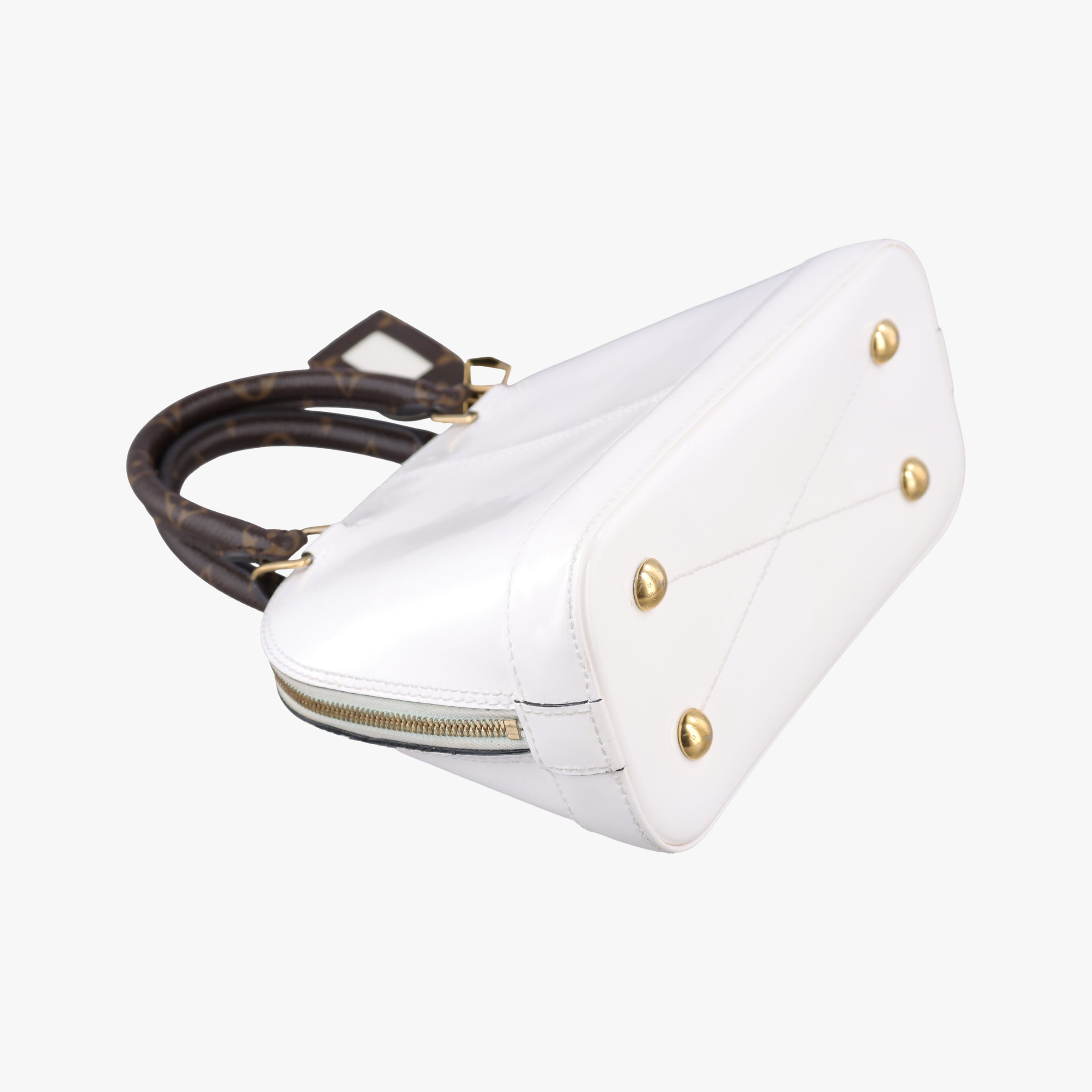 Pre-owned Louis Vuitton Alma BB White Vernis M51904 shoulderbag | stylenewstar