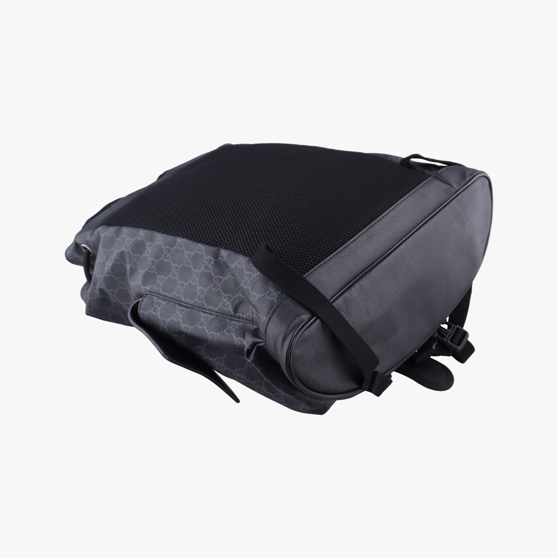 Pre-owned Gucci GG Supreme Black x Gray x Navy x Red PVC coated canvas×Leather 495563 backpack/rucksack | stylenewstar