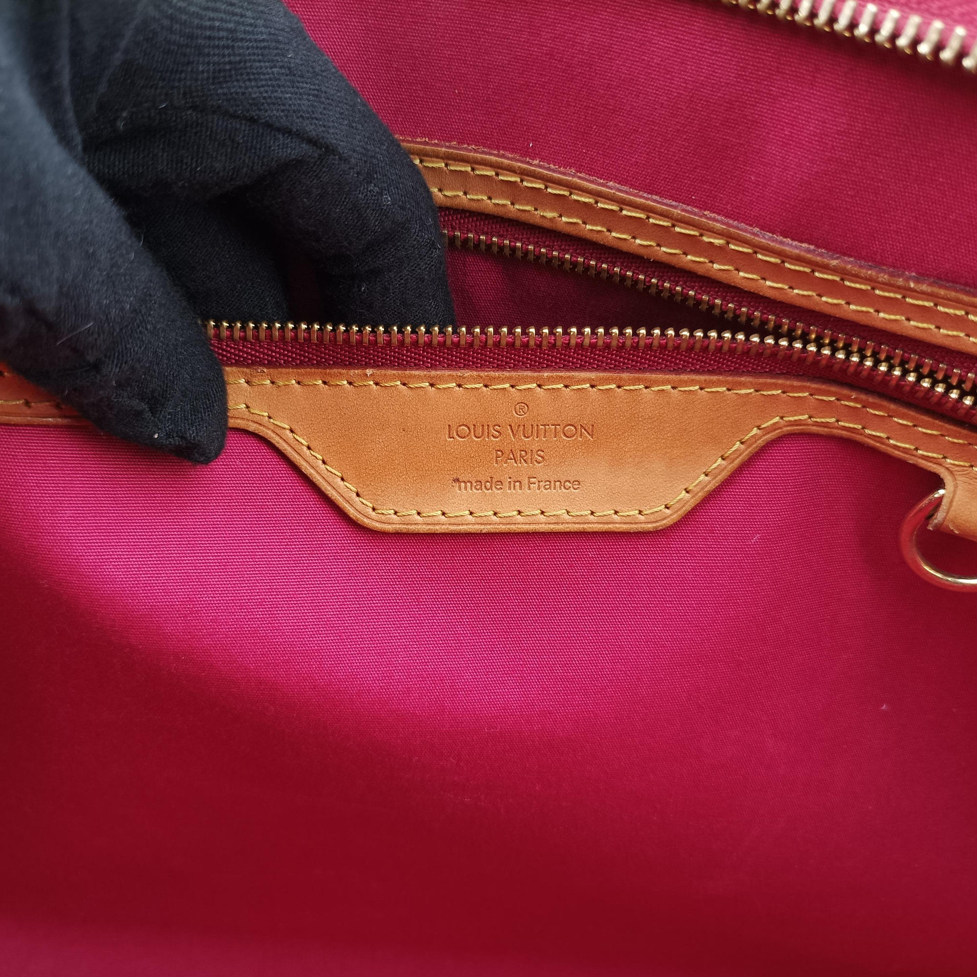 Vintage Louis Vuitton Brea MM ROSE INDIEN Vernis M91798 shoulderbag | stylenewstar