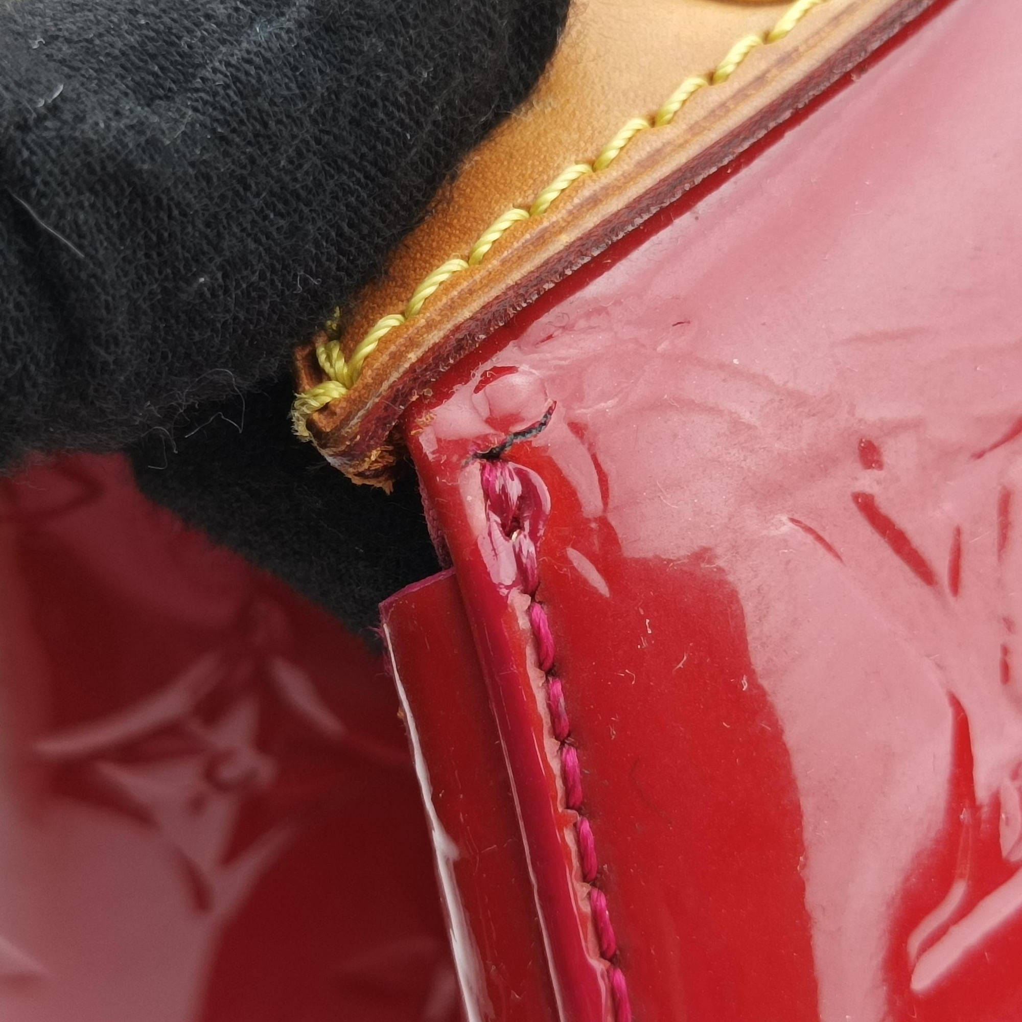 Vintage Louis Vuitton Brea MM ROSE INDIEN Vernis M91798 shoulderbag | stylenewstar