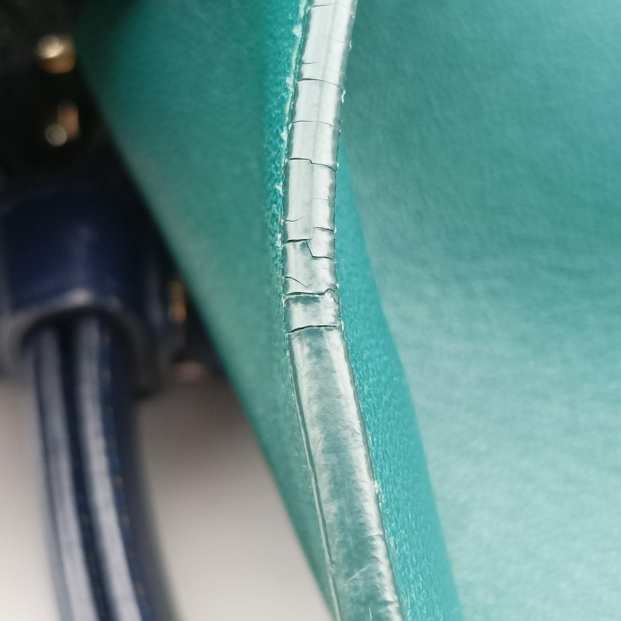 Pre-owned Bvlgari Isabella Rossellini Blue × Green Leather  shoulderbag | stylenewstar