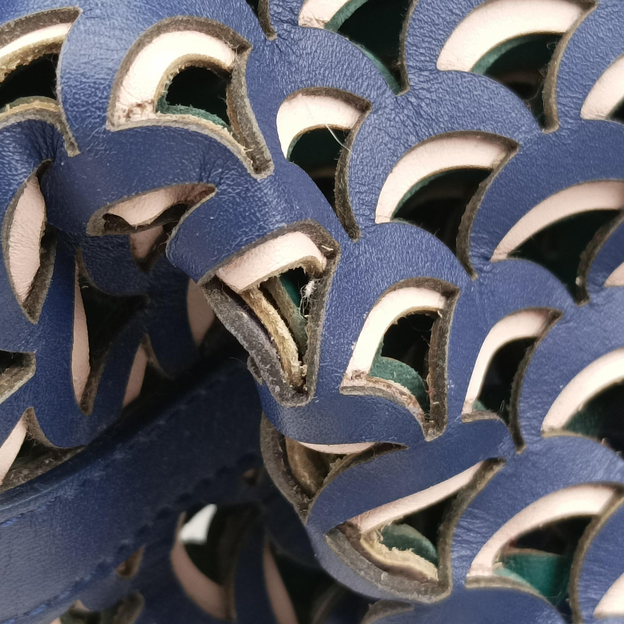Pre-owned Bvlgari Isabella Rossellini Blue × Green Leather  shoulderbag | stylenewstar