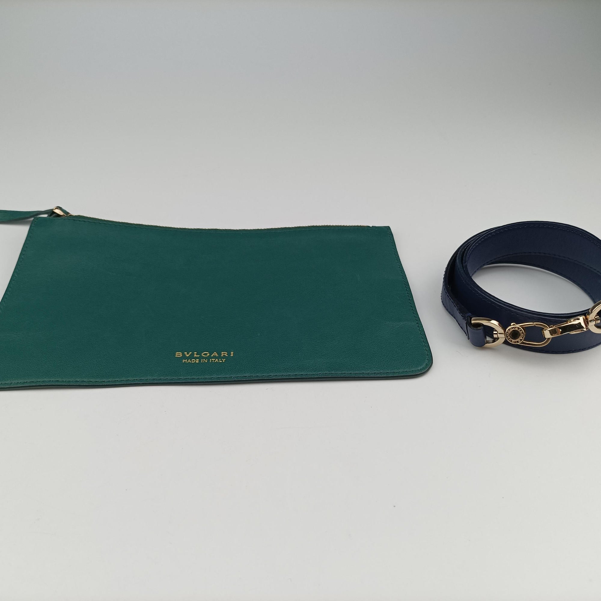 Pre-owned Bvlgari Isabella Rossellini Blue × Green Leather  shoulderbag | stylenewstar