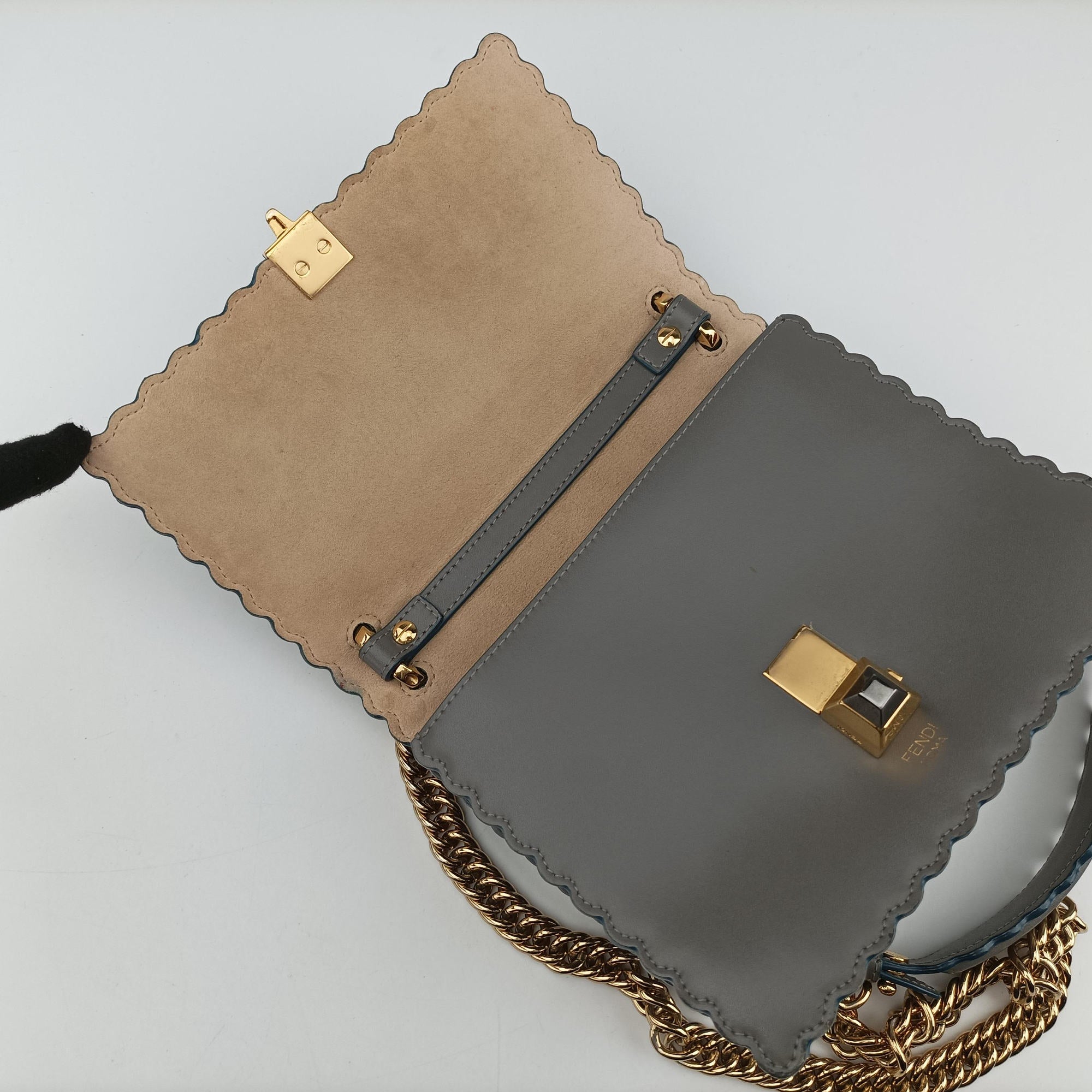 Secondhand Fendi Studded Kan I Grey Leather 8M0381 shoulderbag | stylenewstar
