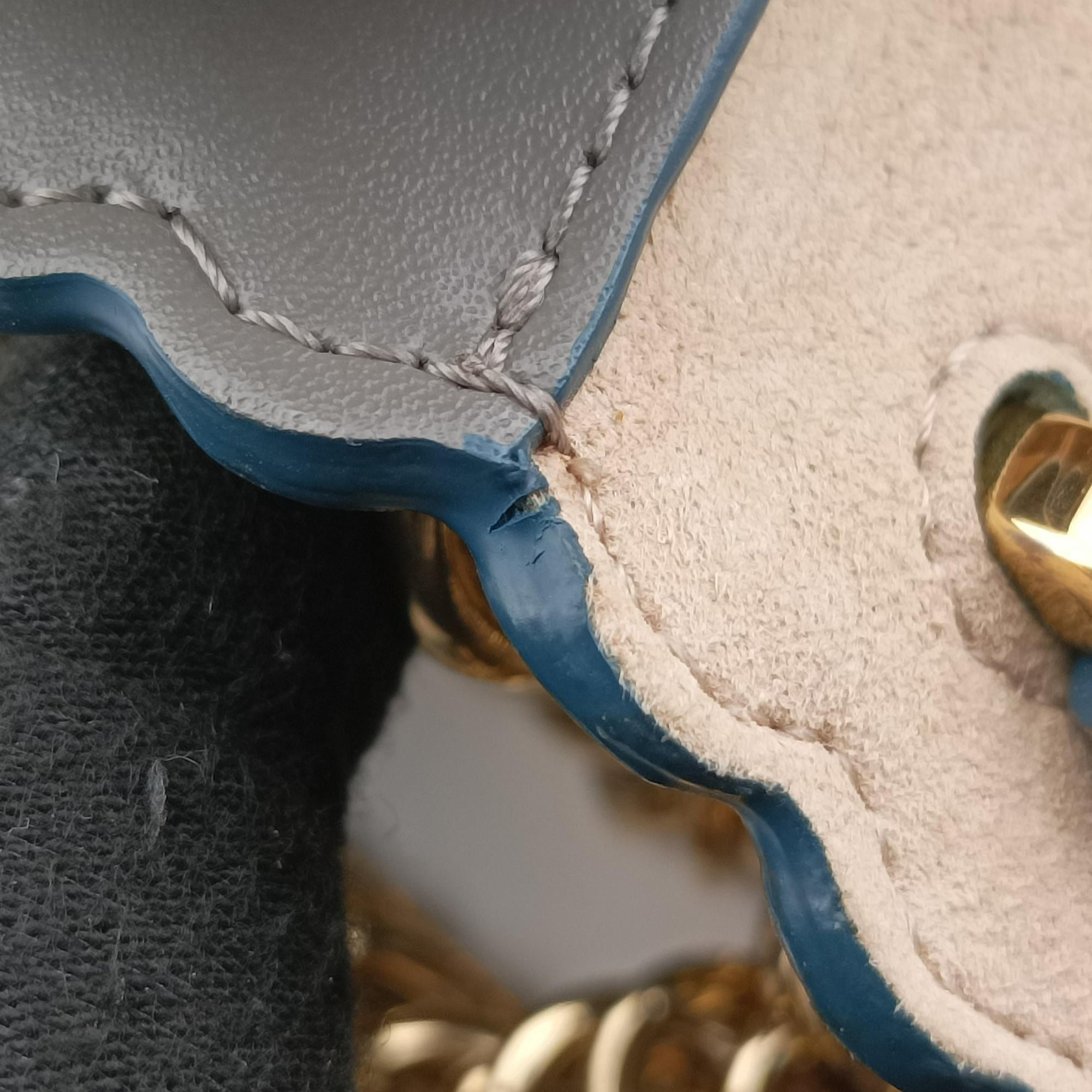 Secondhand Fendi Studded Kan I Grey Leather 8M0381 shoulderbag | stylenewstar