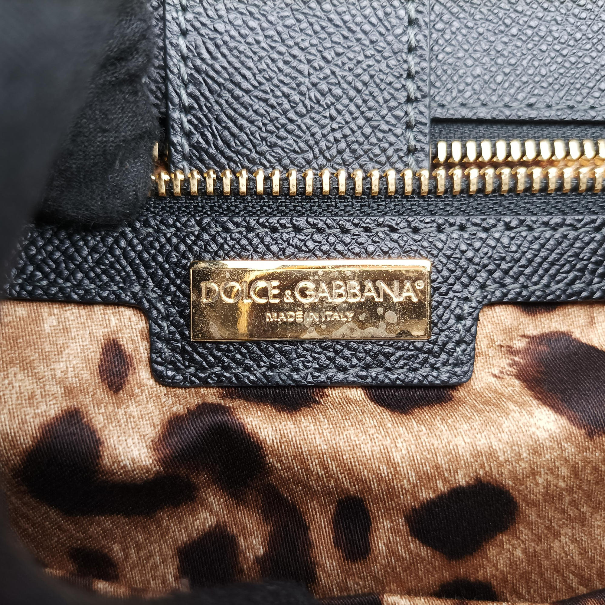 Pre-owned Dolce & Gabbana SICILY Black Leather  shoulderbag | stylenewstar