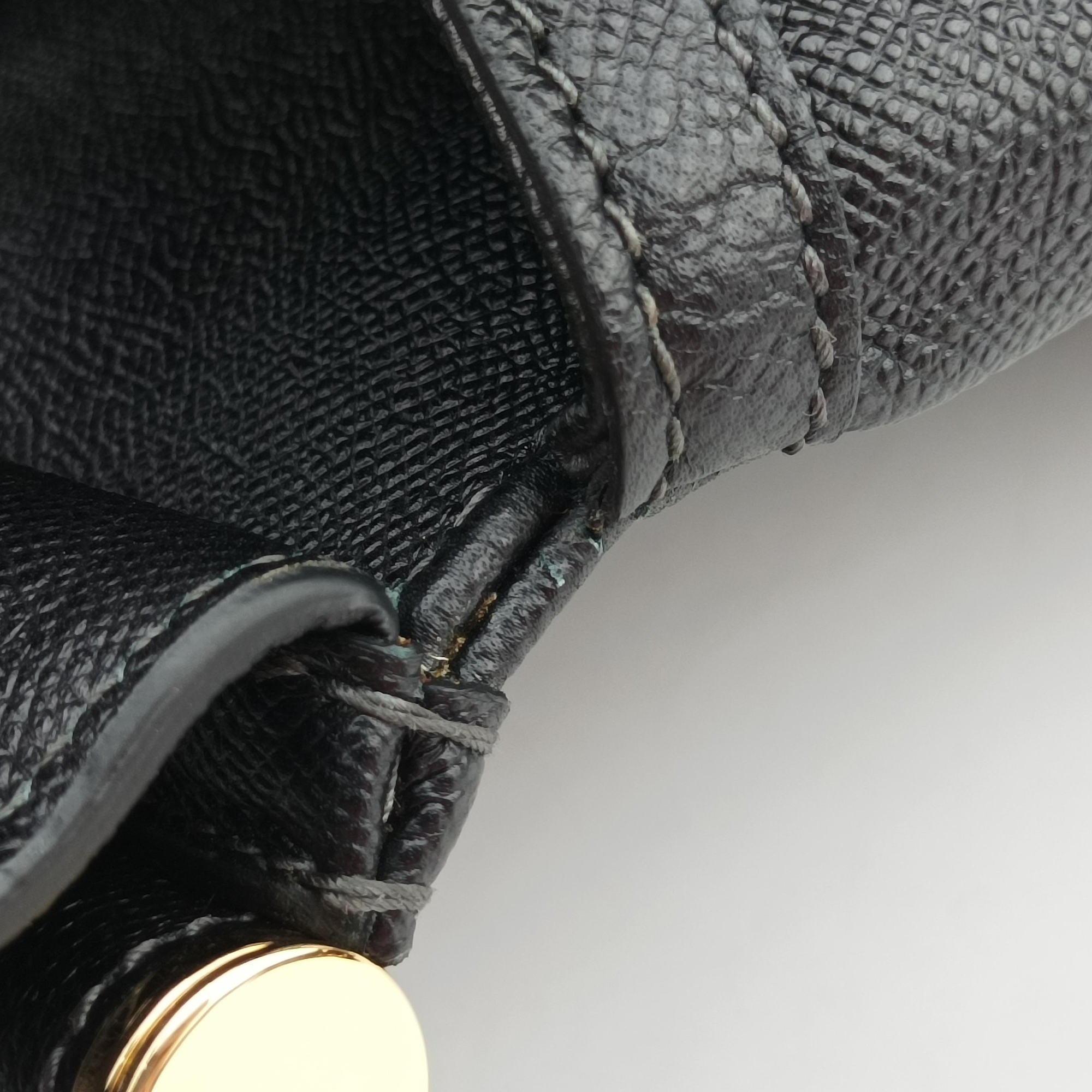 Pre-owned Dolce & Gabbana SICILY Black Leather  shoulderbag | stylenewstar