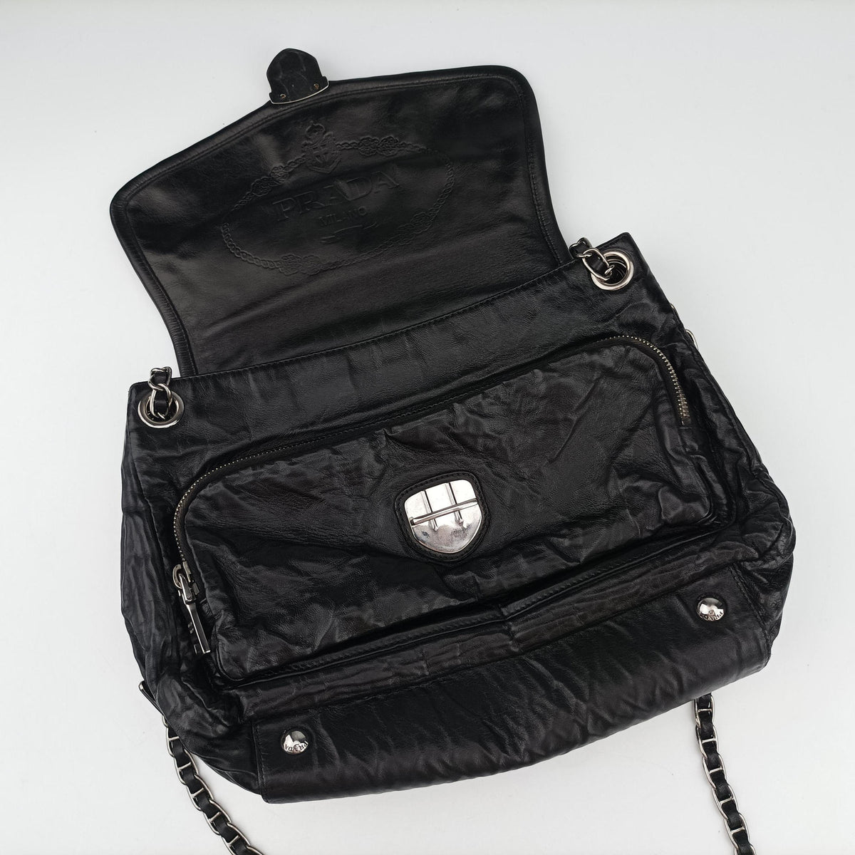 Pre-owned Prada Antique Pushlock Chain Black Leather  shoulderbag | stylenewstar