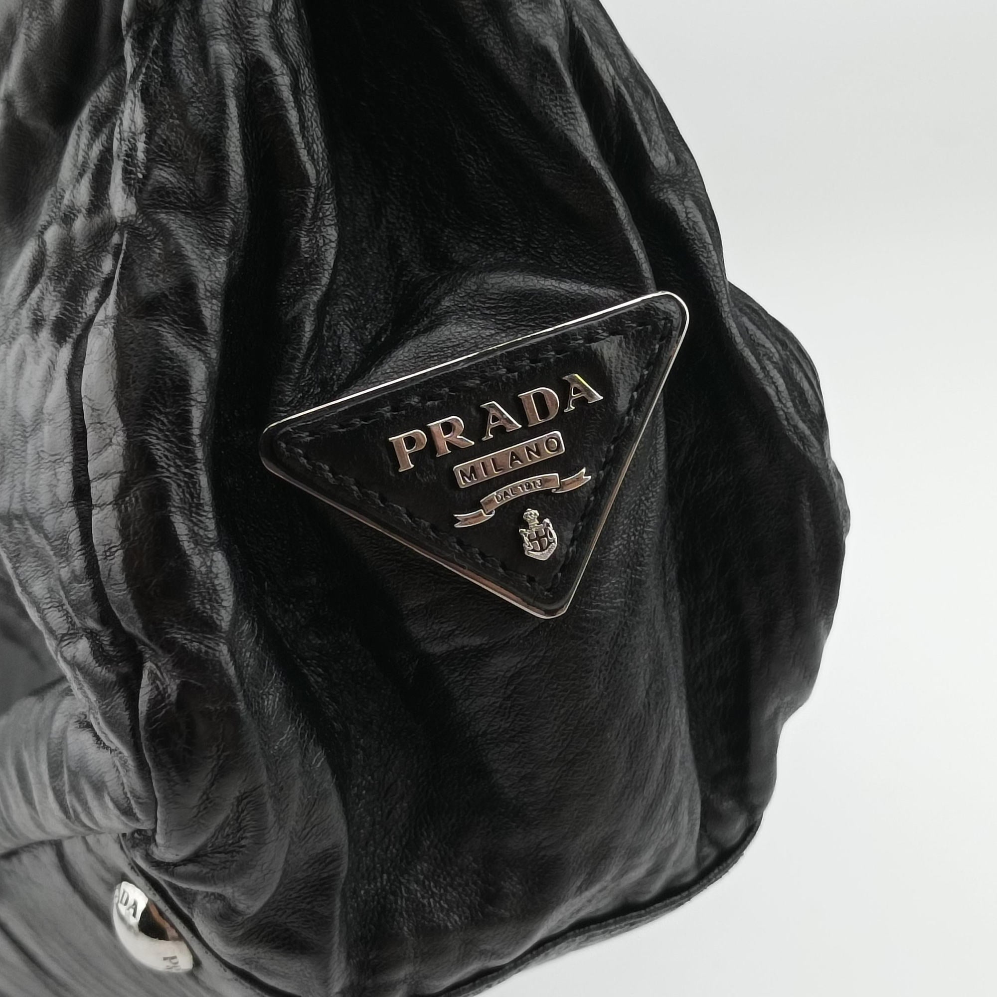 Pre-owned Prada Antique Pushlock Chain Black Leather  shoulderbag | stylenewstar