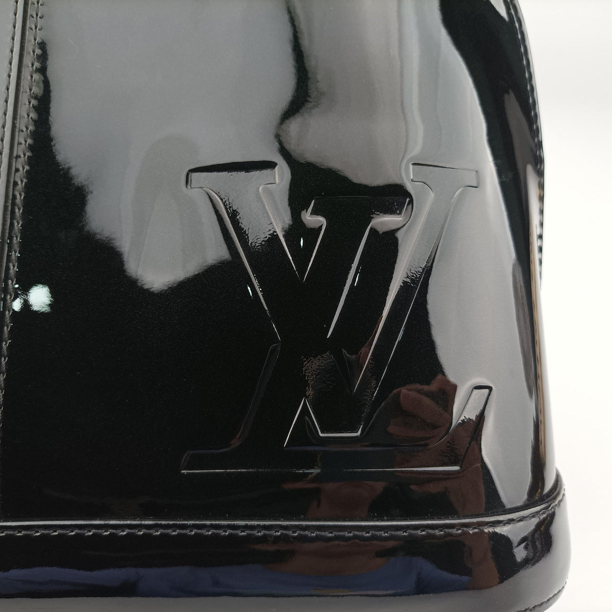 Secondhand Louis Vuitton Miroir Alma PM BLACK Vernis M54705 shoulderbag | stylenewstar