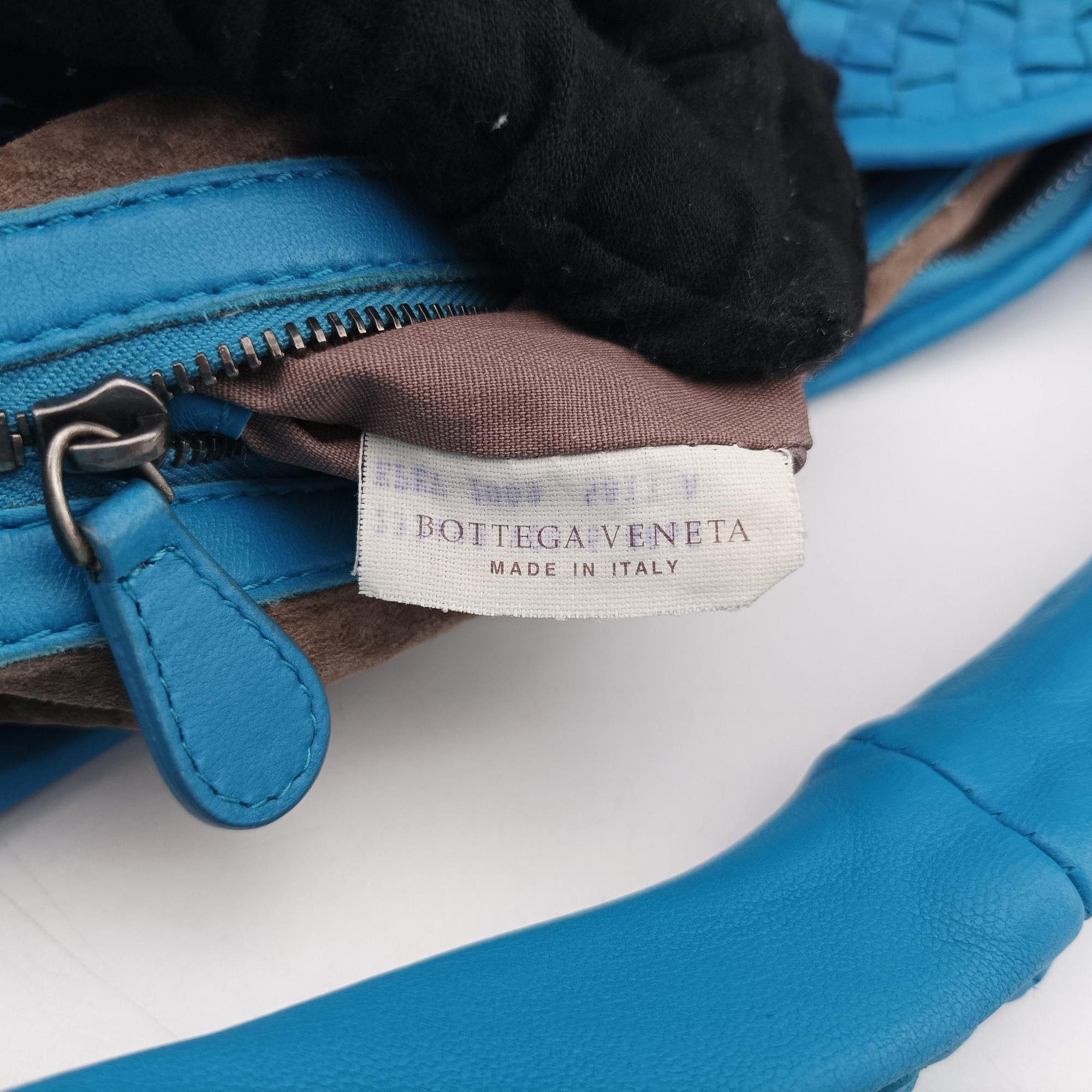 Vintage Bottega Veneta Intrecciato Blue lambskin  handbag | stylenewstar
