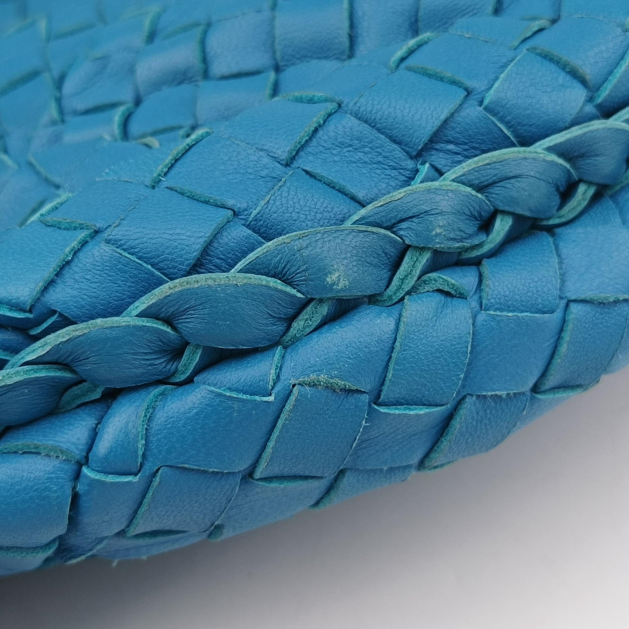 Vintage Bottega Veneta Intrecciato Blue lambskin  handbag | stylenewstar