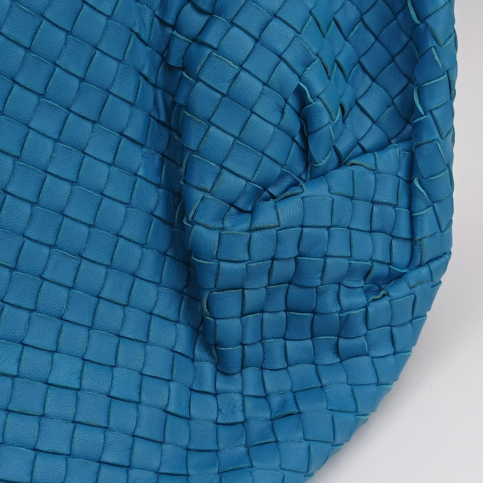 Vintage Bottega Veneta Intrecciato Blue lambskin  handbag | stylenewstar
