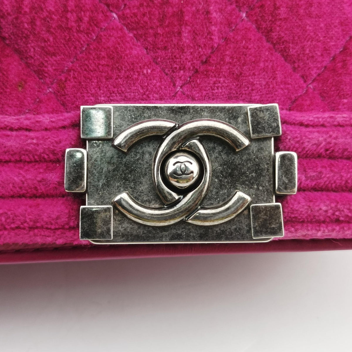 Pre-owned Chanel BOY CHANEL Rose velour A67364 shoulderbag | stylenewstar