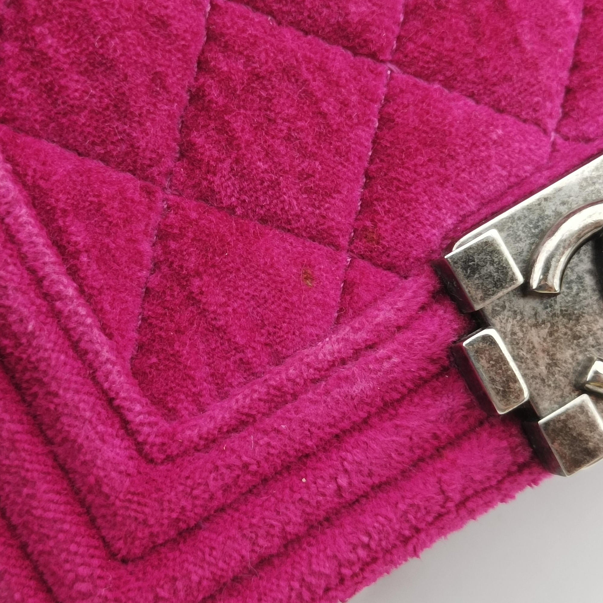 Pre-owned Chanel BOY CHANEL Rose velour A67364 shoulderbag | stylenewstar