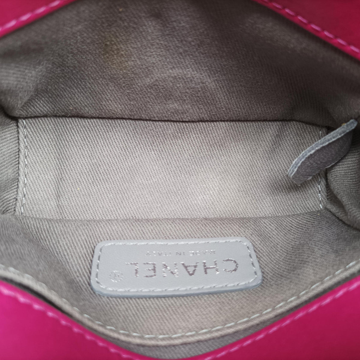 Pre-owned Chanel BOY CHANEL Rose velour A67364 shoulderbag | stylenewstar