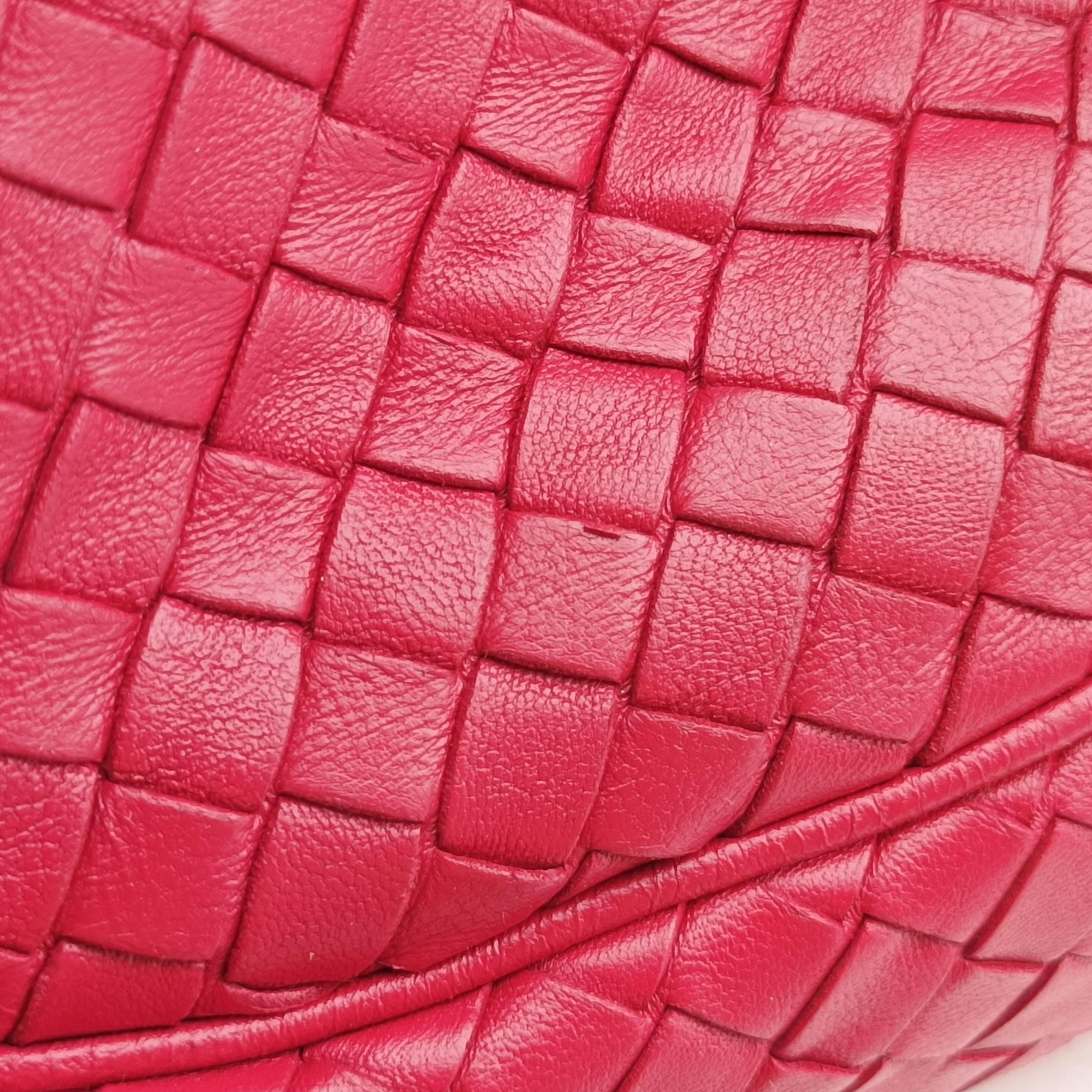 Pre-owned Bottega Veneta Intrecciato Red lambskin  shoulderbag | stylenewstar