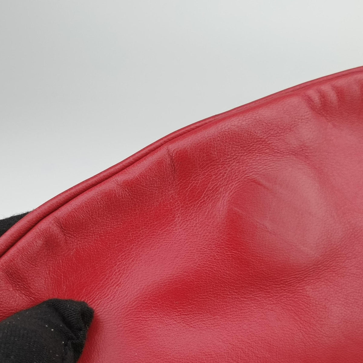 Pre-owned Bottega Veneta Intrecciato Red lambskin  shoulderbag | stylenewstar