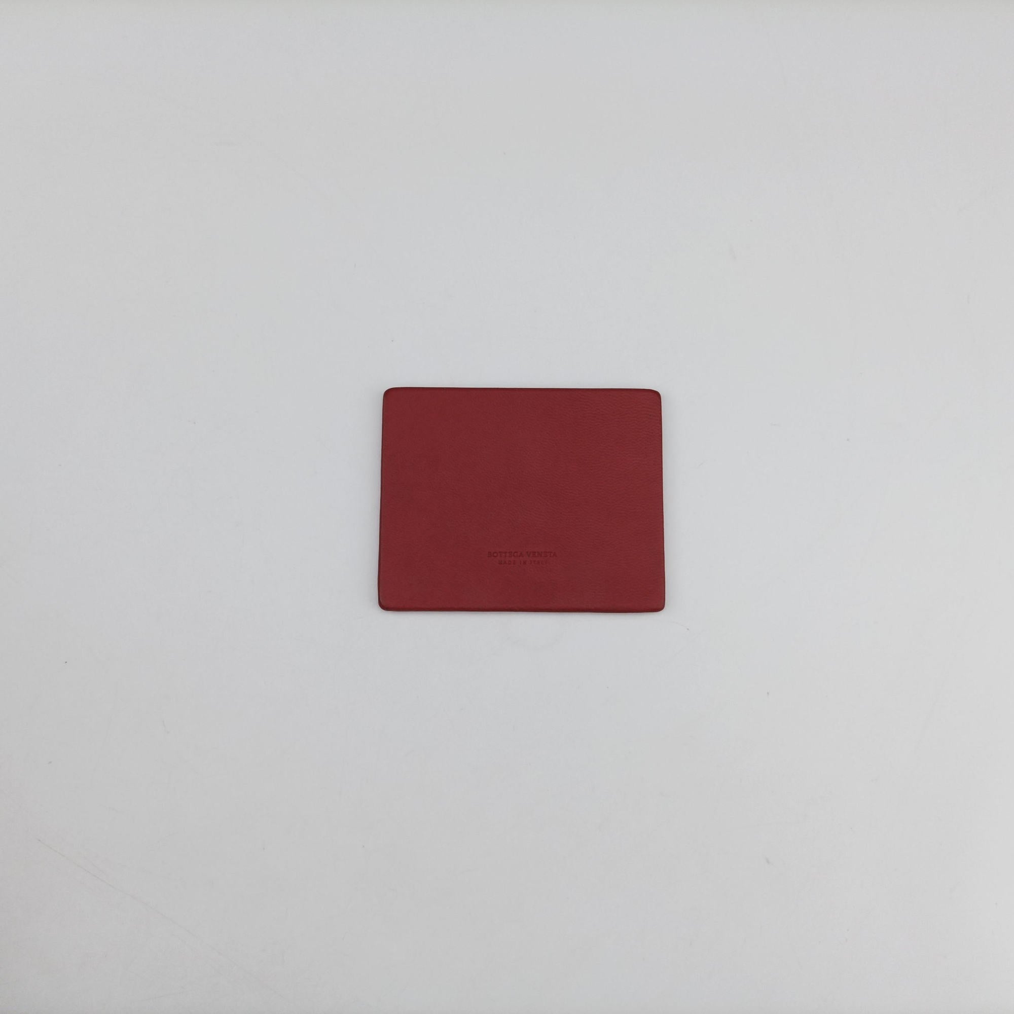 Pre-owned Bottega Veneta Intrecciato Red lambskin  shoulderbag | stylenewstar