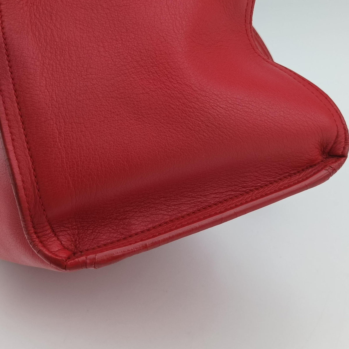 Pre-owned Yves Saint Laurent Y Ligne Petit Cabas Red Leather 311210 shoulderbag | stylenewstar