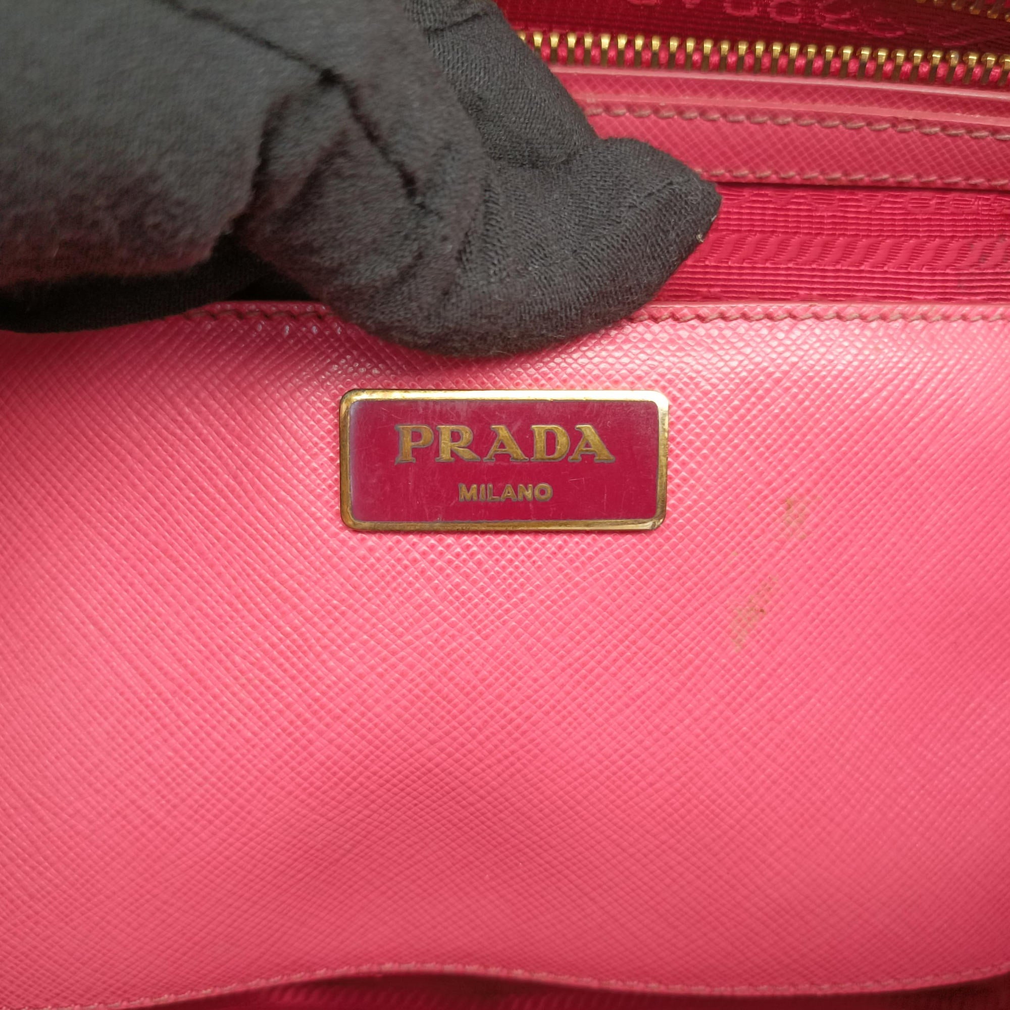 Secondhand Prada Galleria Rose SAFFIANO Leather BN1844 handbag | stylenewstar
