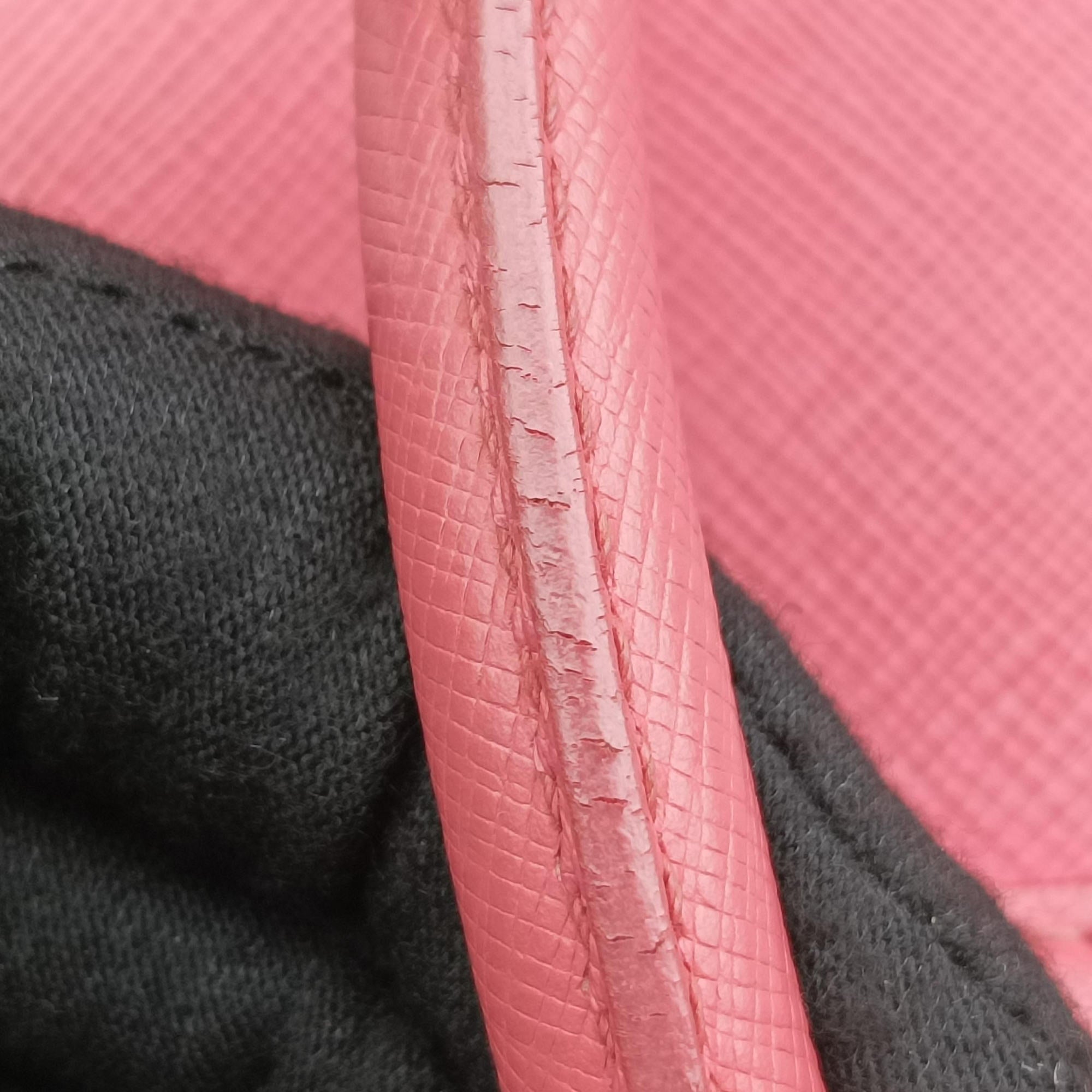 Secondhand Prada Galleria Rose SAFFIANO Leather BN1844 handbag | stylenewstar