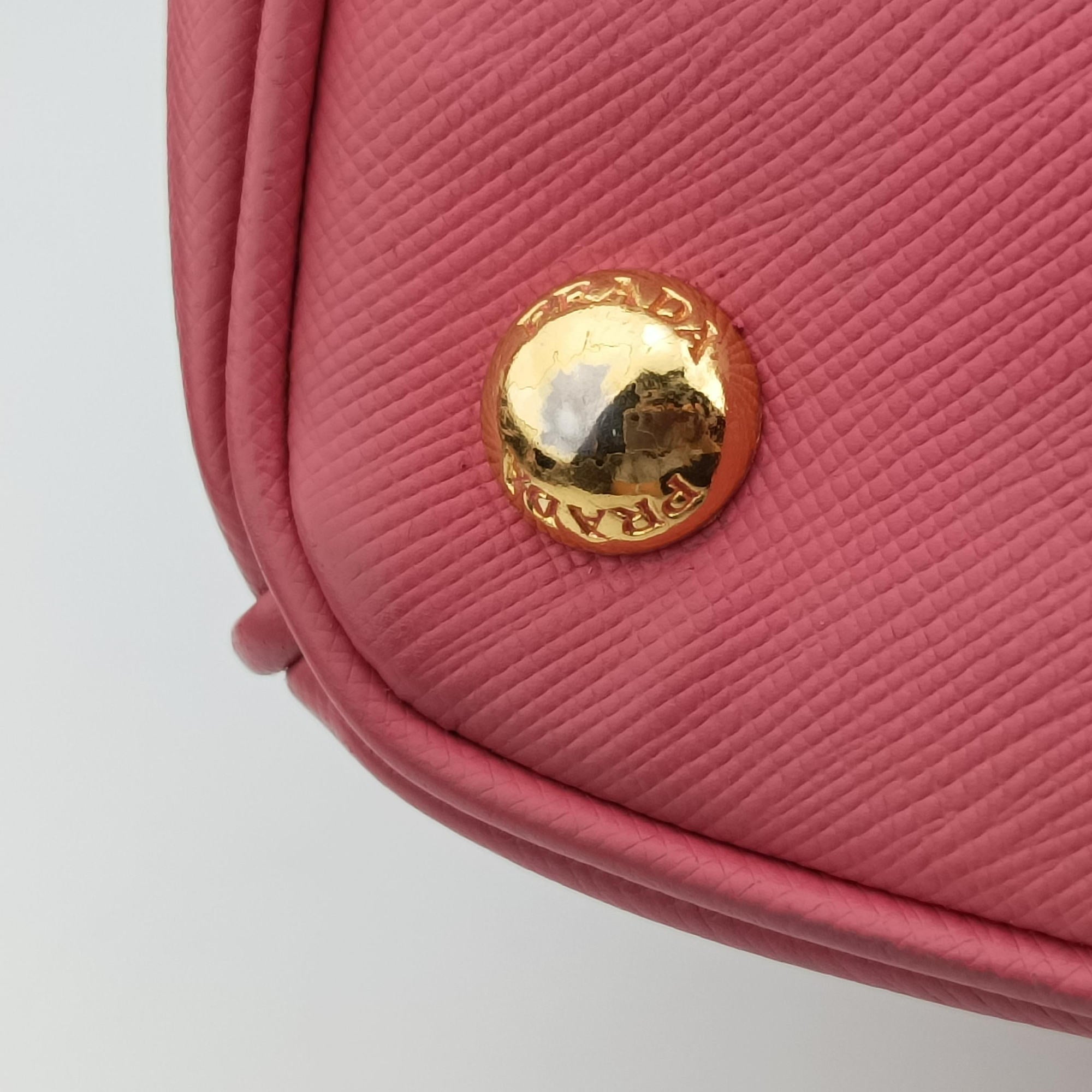 Secondhand Prada Galleria Rose SAFFIANO Leather BN1844 handbag | stylenewstar