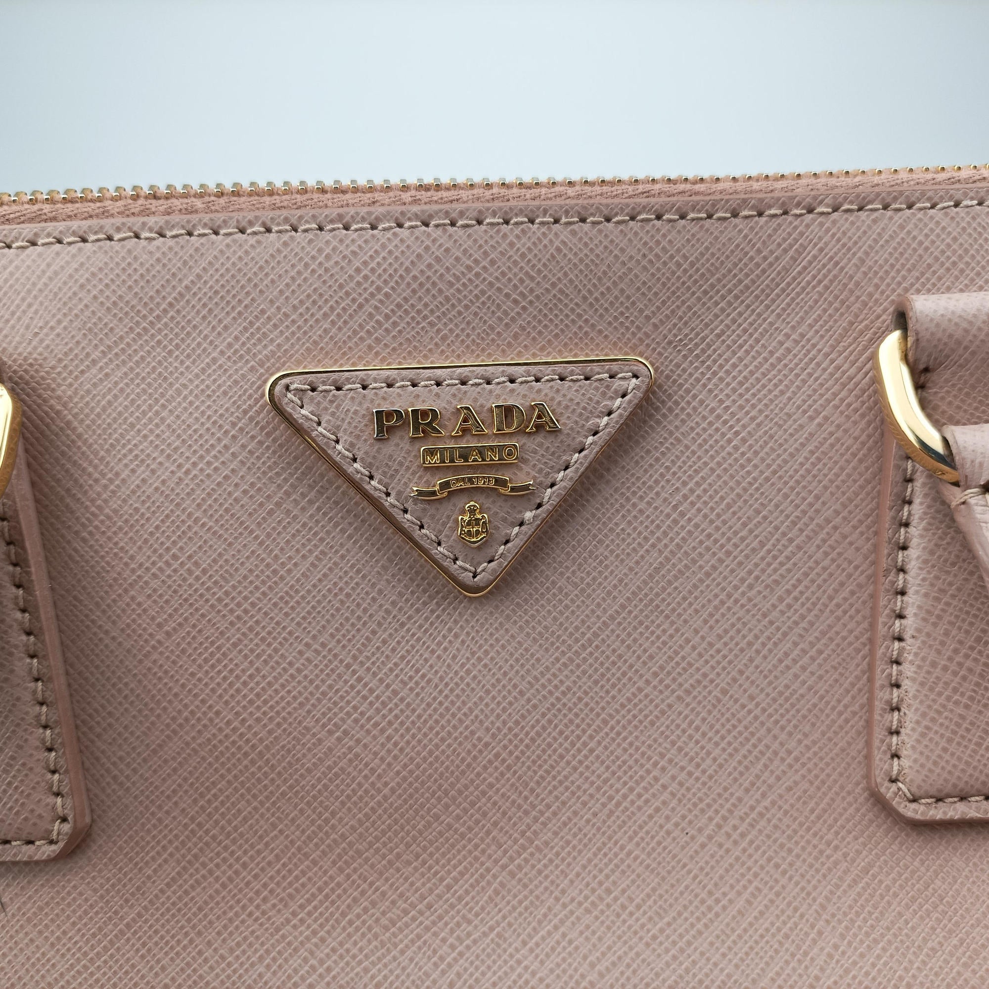 Pre-owned Prada Galleria Pink SAFFIANO Leather BN2274 handbag | stylenewstar