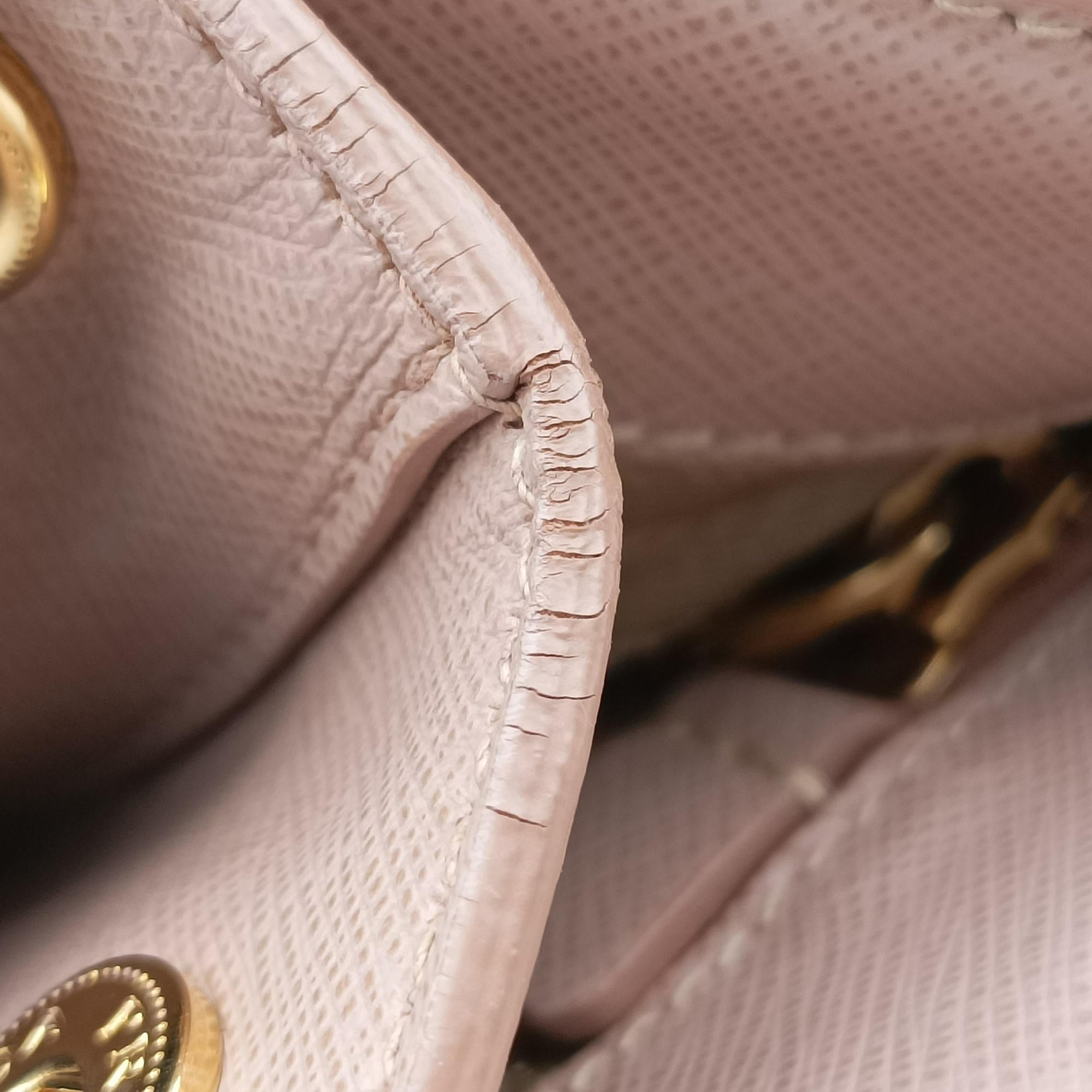 Pre-owned Prada Galleria Pink SAFFIANO Leather BN2274 handbag | stylenewstar