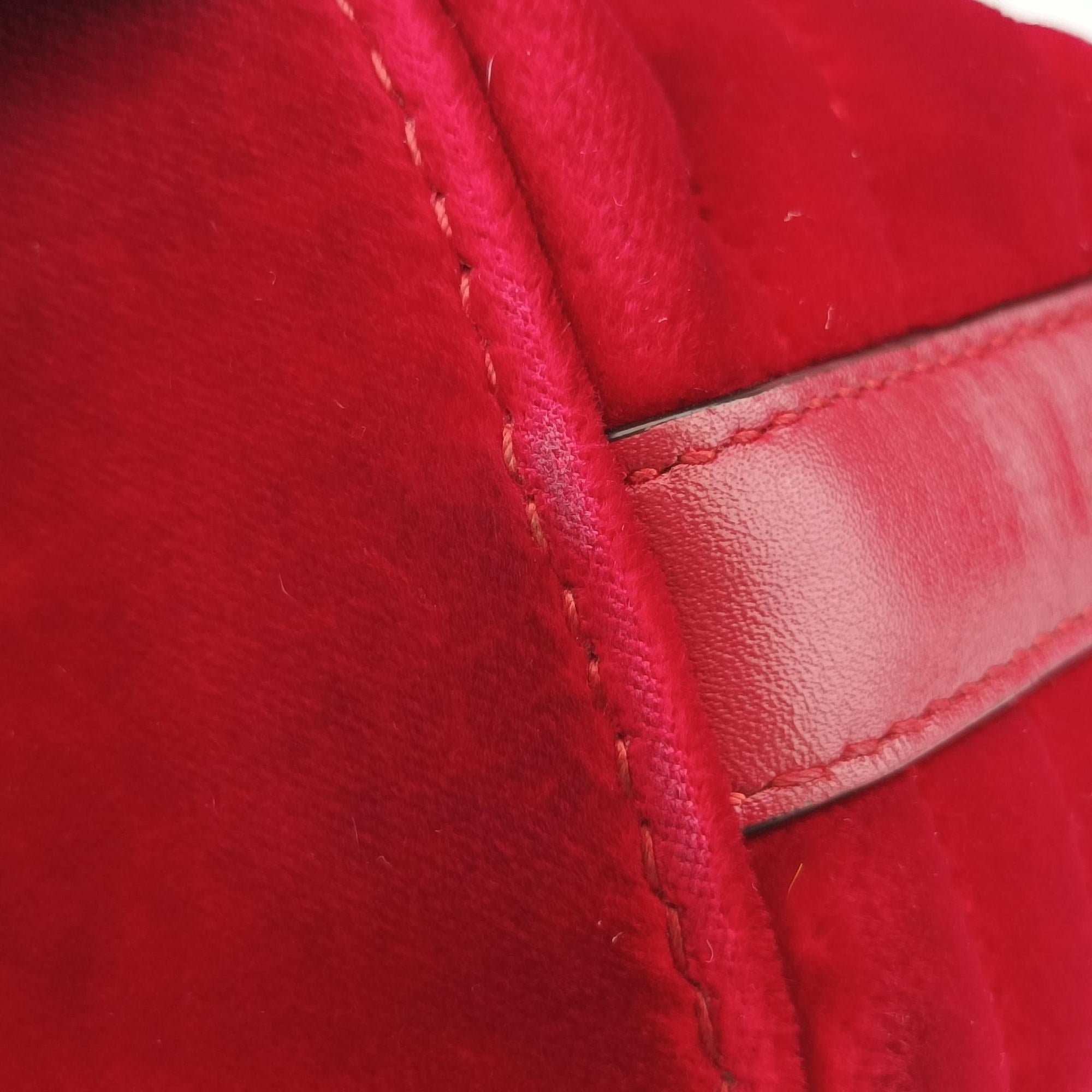 Secondhand Gucci GG Marmont Red velour 525081 shoulderbag | stylenewstar