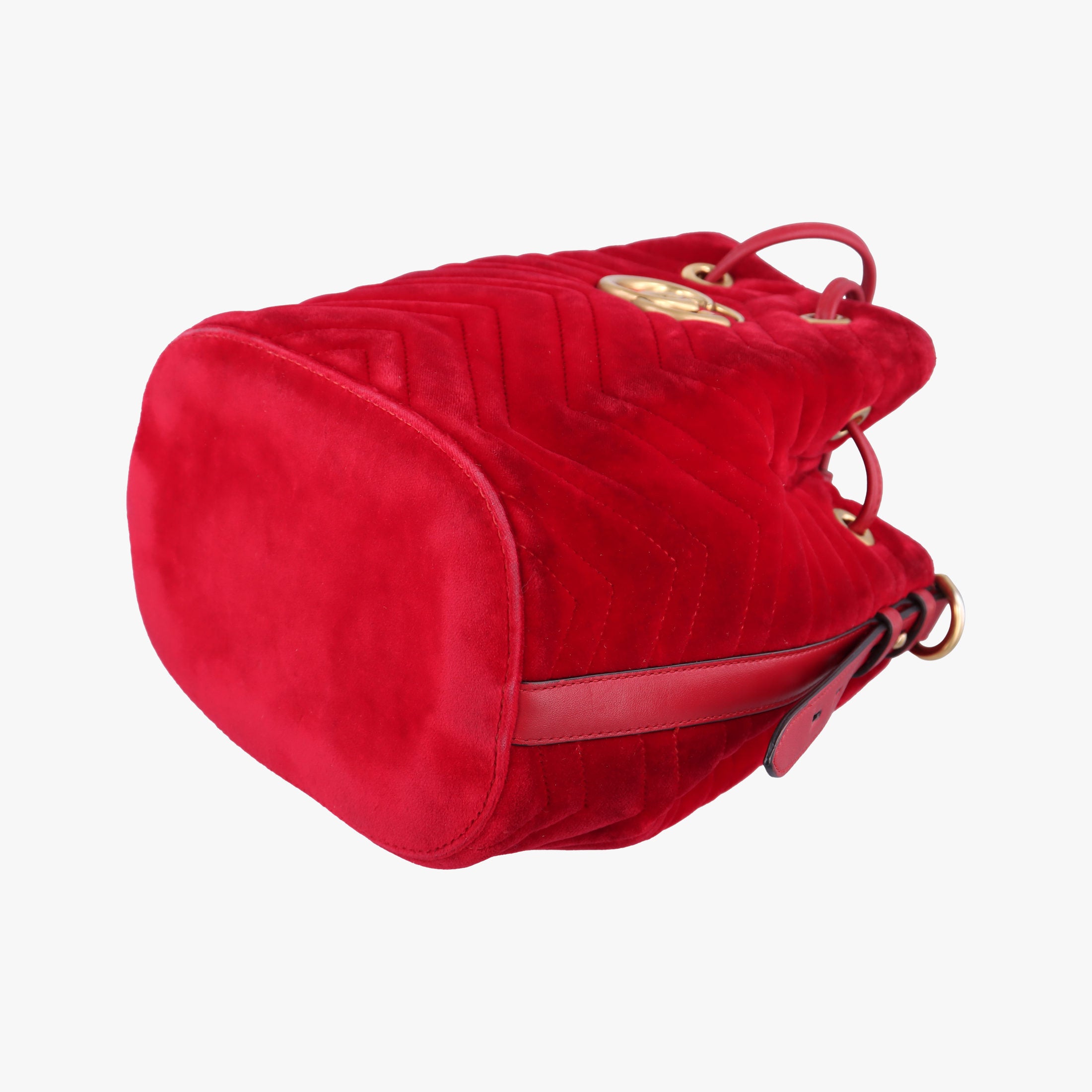 Secondhand Gucci GG Marmont Red velour 525081 shoulderbag | stylenewstar