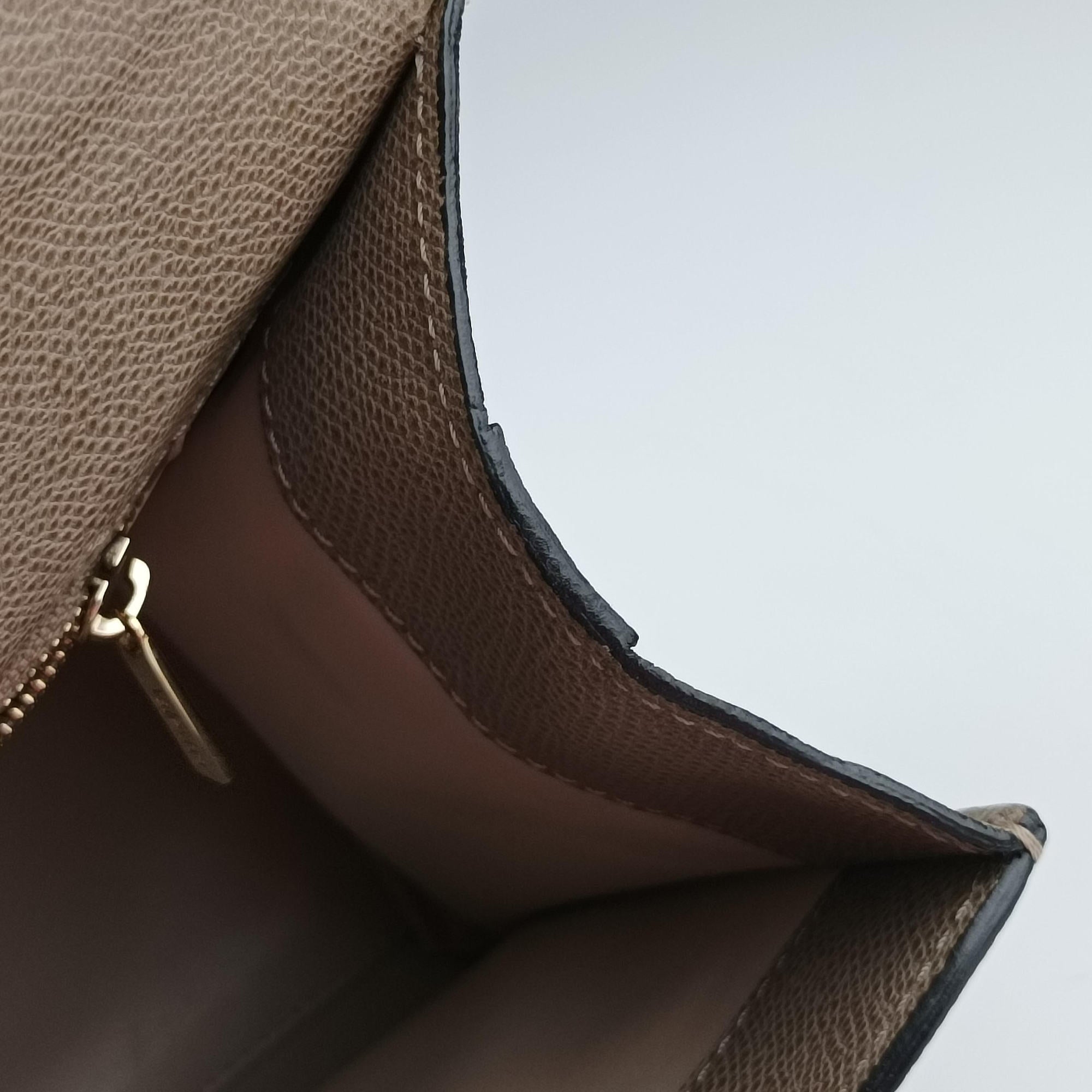 Pre-owned Valextra Iside Beige Calfskin  handbag | stylenewstar