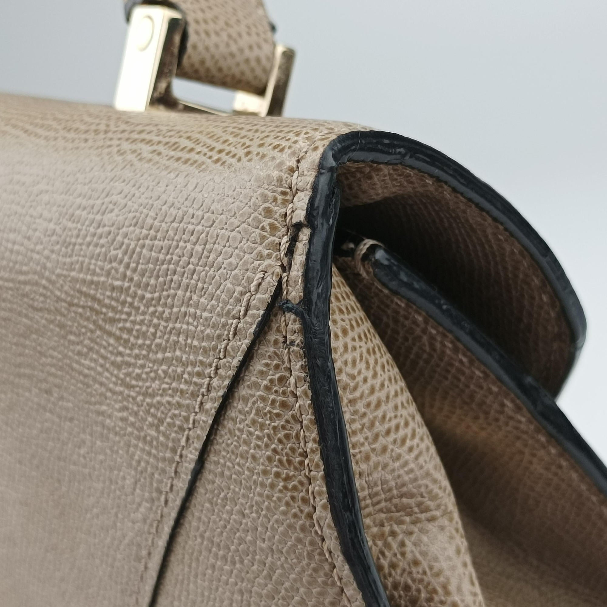 Pre-owned Valextra Iside Beige Calfskin  handbag | stylenewstar