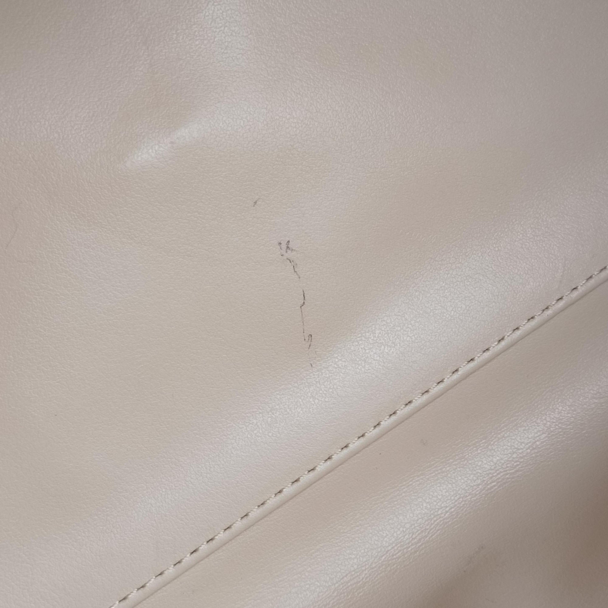 Pre-owned Valextra Iside Beige Calfskin  handbag | stylenewstar