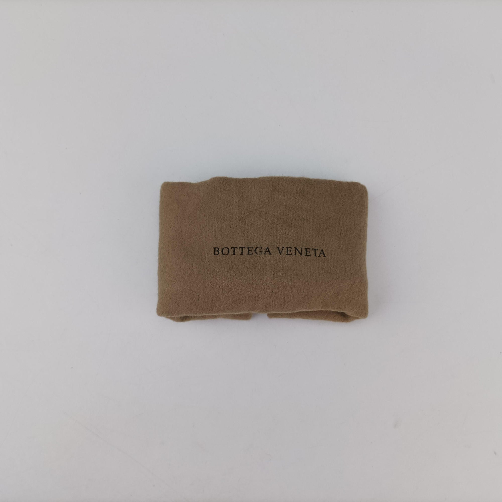 Pre-owned Bottega Veneta candy cassette Blue Leather  shoulderbag | stylenewstar