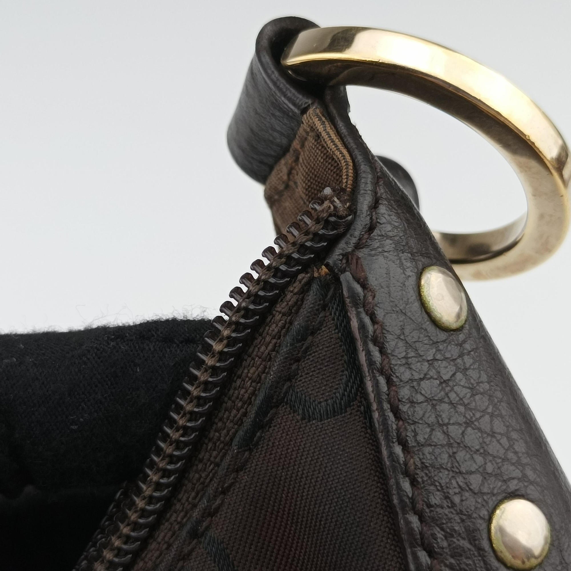 Secondhand Gucci GG pattern Brown Canvas×Leather 179774 shoulderbag | stylenewstar