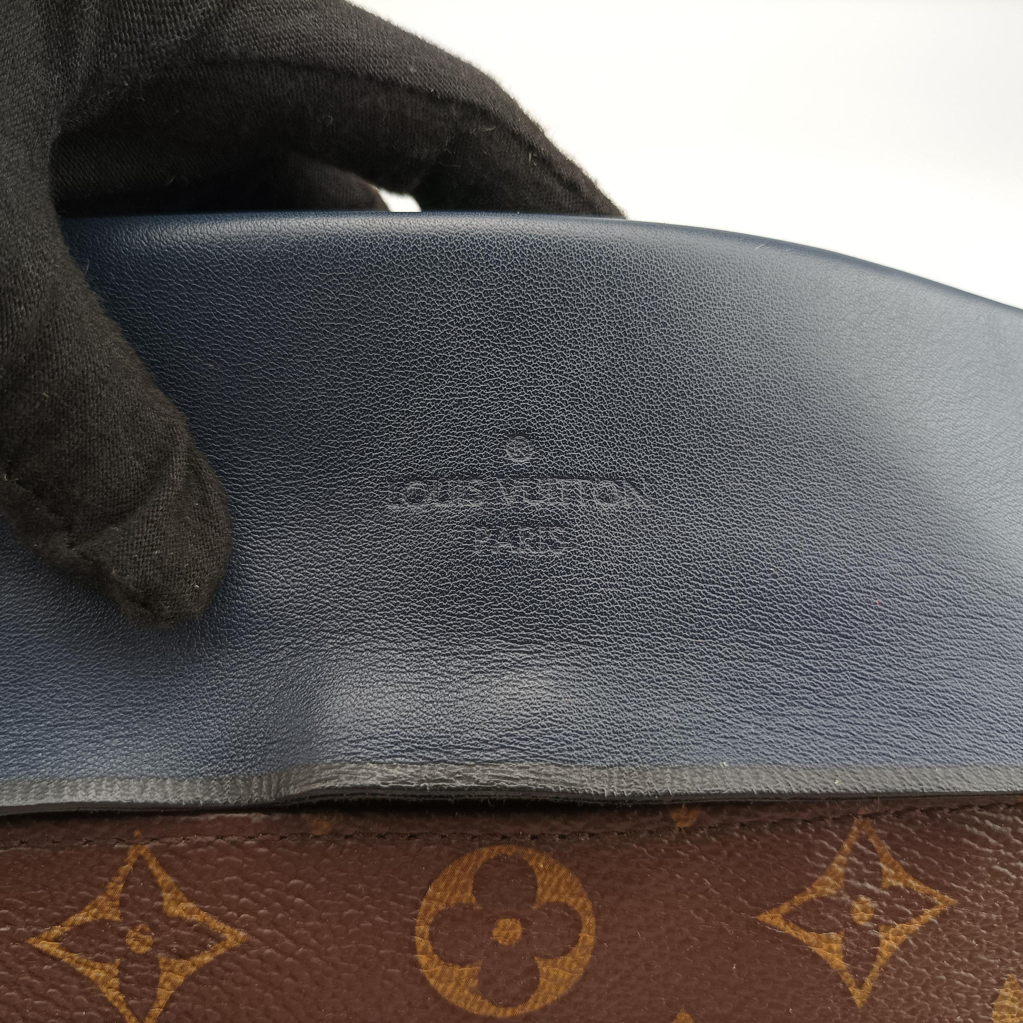 Pre-owned Louis Vuitton Tuileries Bezas Brown×Navy Monogram Canvas×calf leather M43154 shoulderbag | stylenewstar