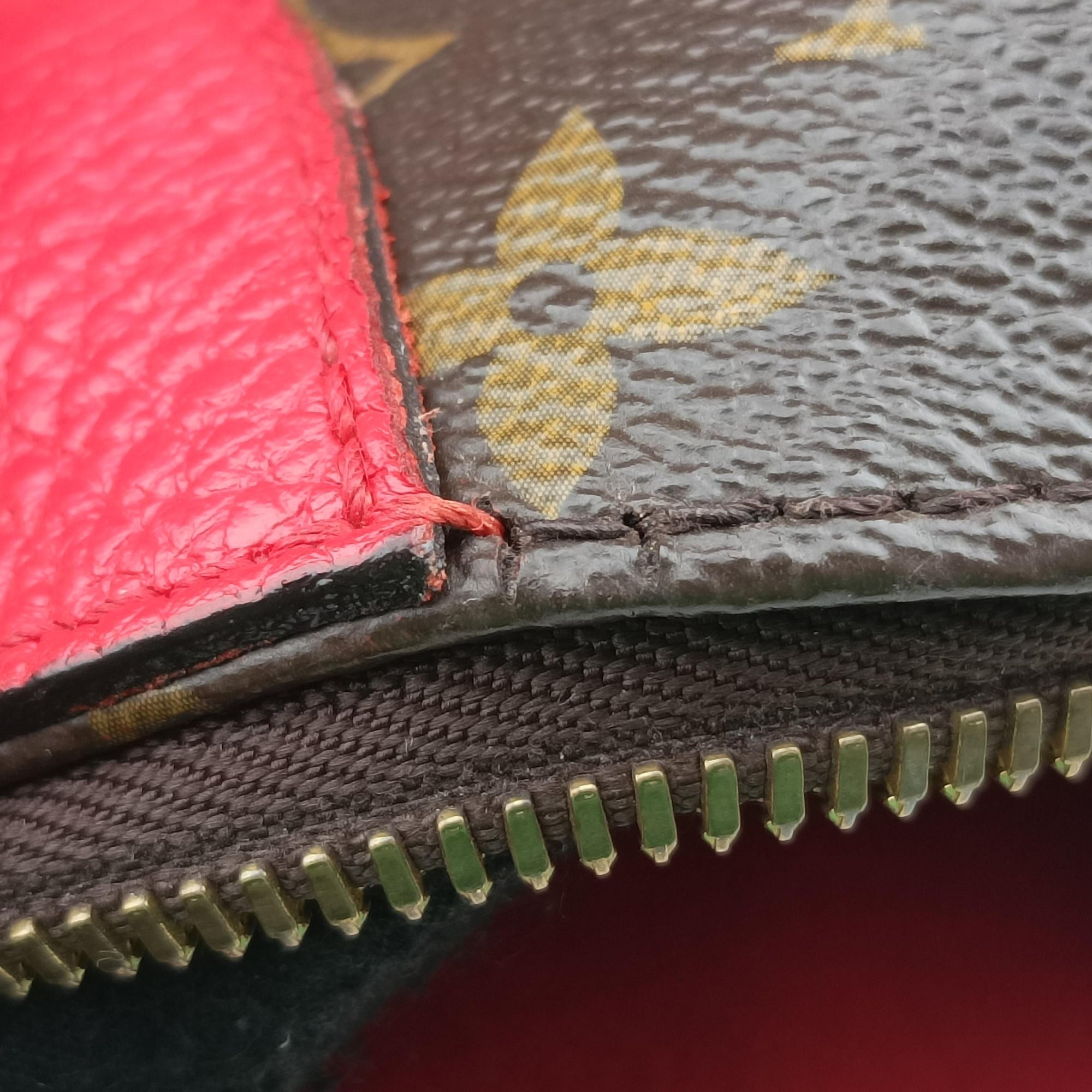 Secondhand Louis Vuitton RETIRO PM brown×CERISE Monogram Canvas×calf leather M40546 shoulderbag | stylenewstar