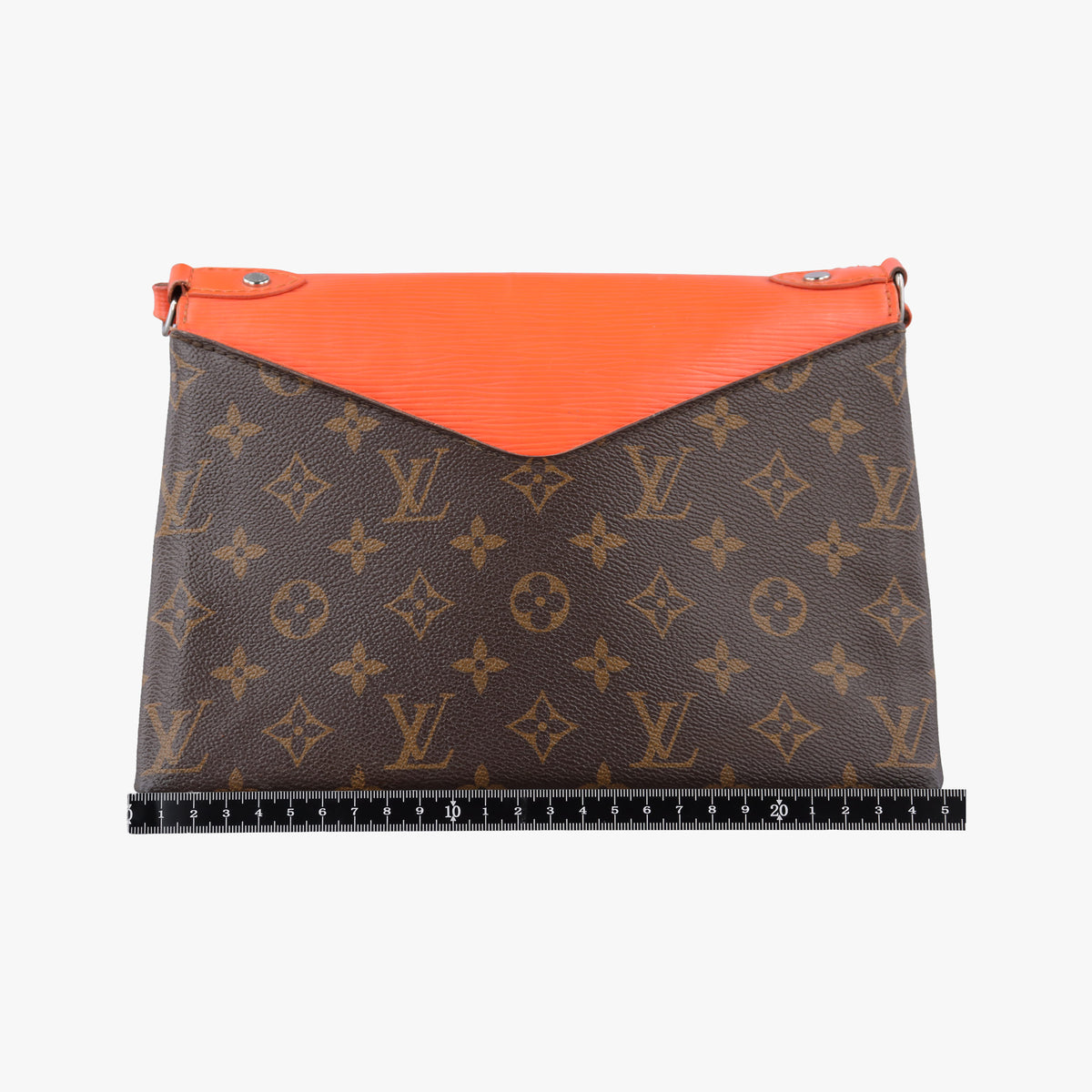Secondhand Louis Vuitton SAINT MICHEL Monogram/Brown x Orange Monogram Canvas×epi  shoulderbag | stylenewstar