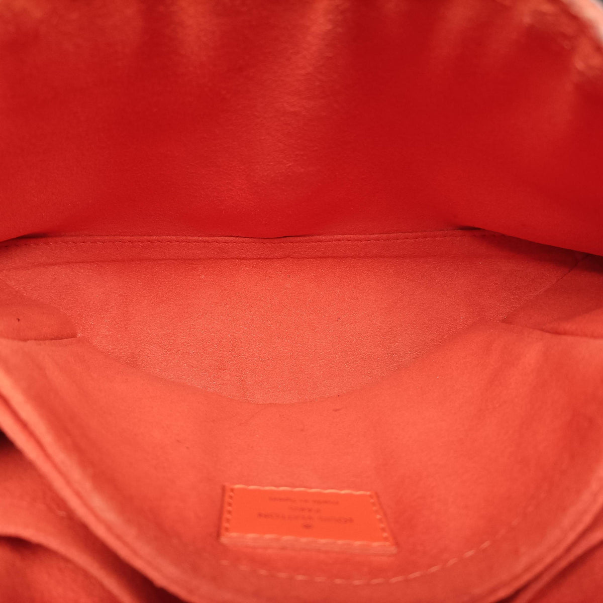 Secondhand Louis Vuitton SAINT MICHEL Monogram/Brown x Orange Monogram Canvas×epi  shoulderbag | stylenewstar