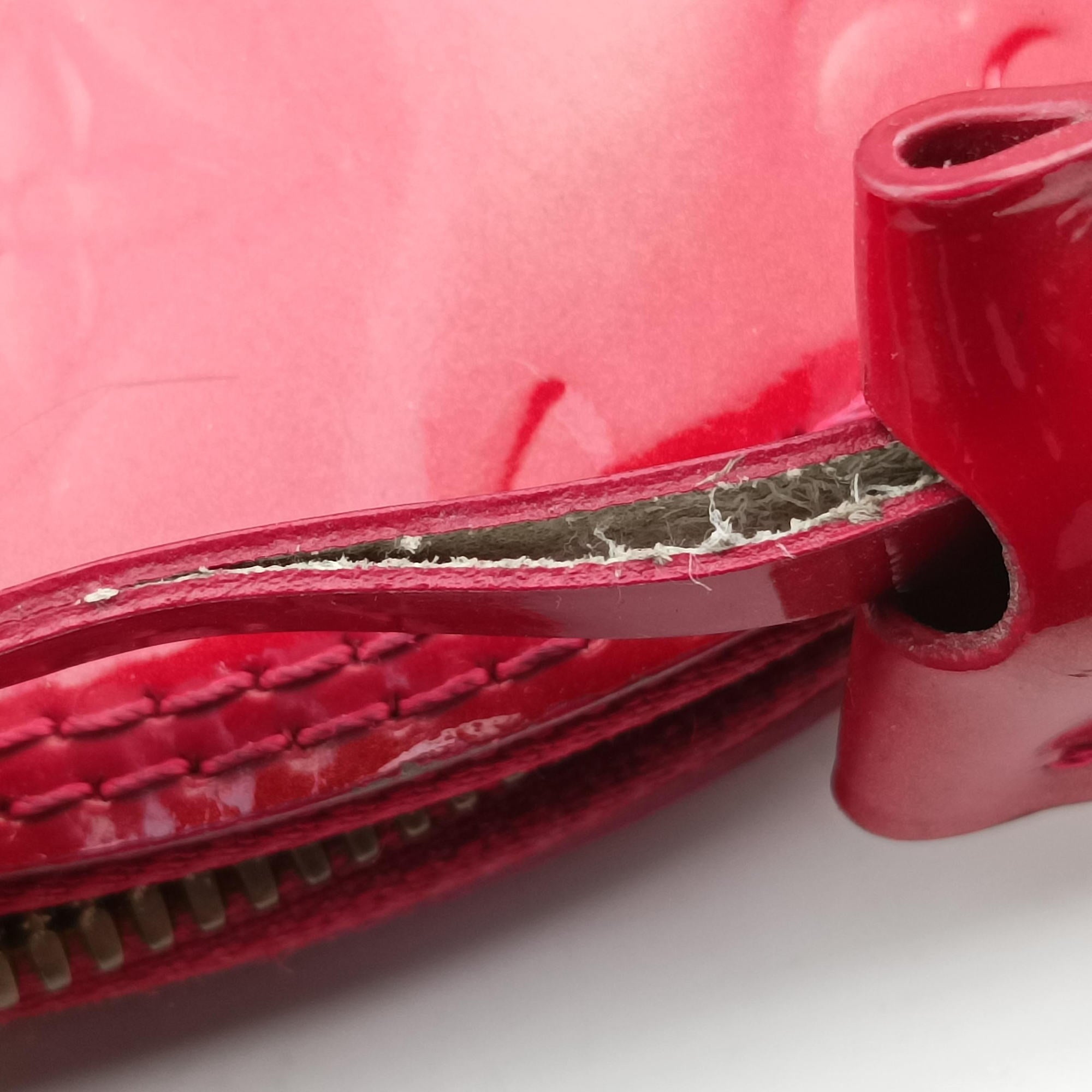 Pre-owned Louis Vuitton Alma PM pomme d'amour Vernis M90096 handbag | stylenewstar