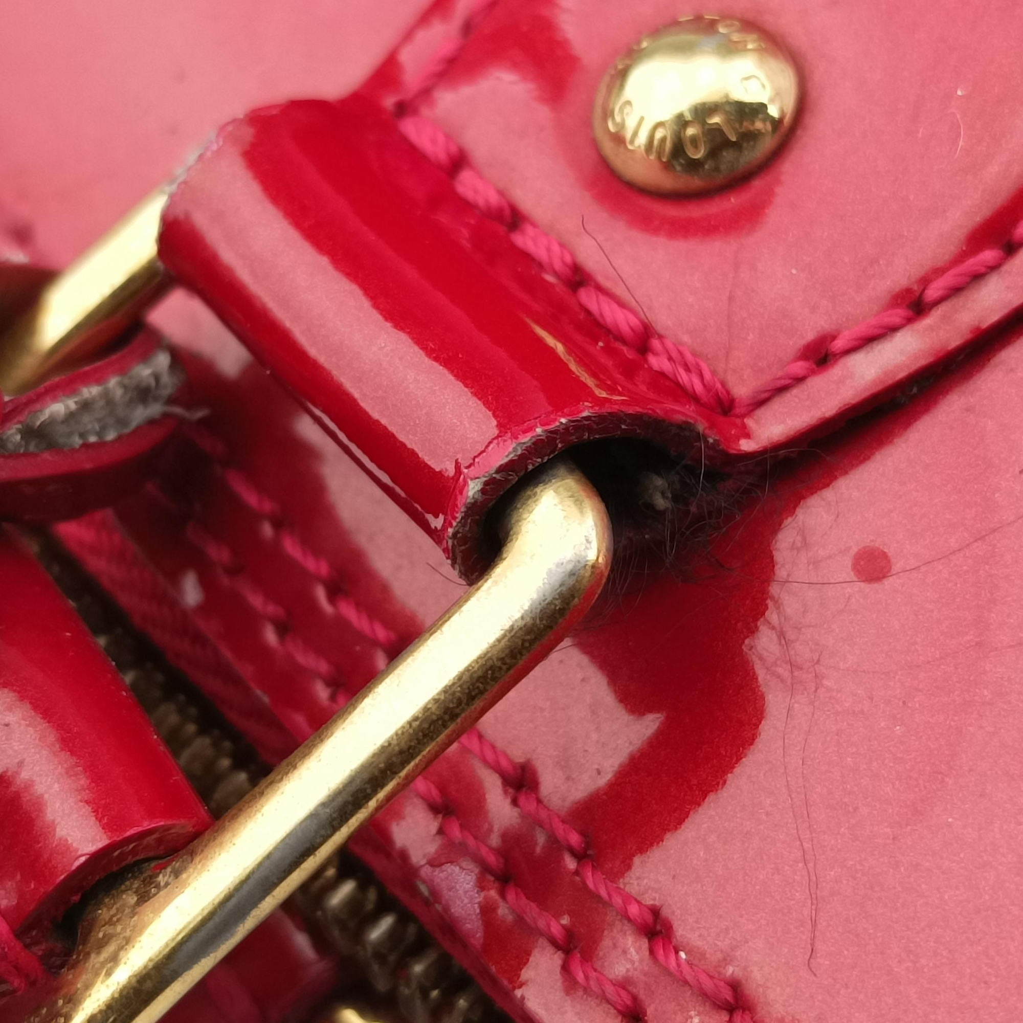 Pre-owned Louis Vuitton Alma PM pomme d'amour Vernis M90096 handbag | stylenewstar